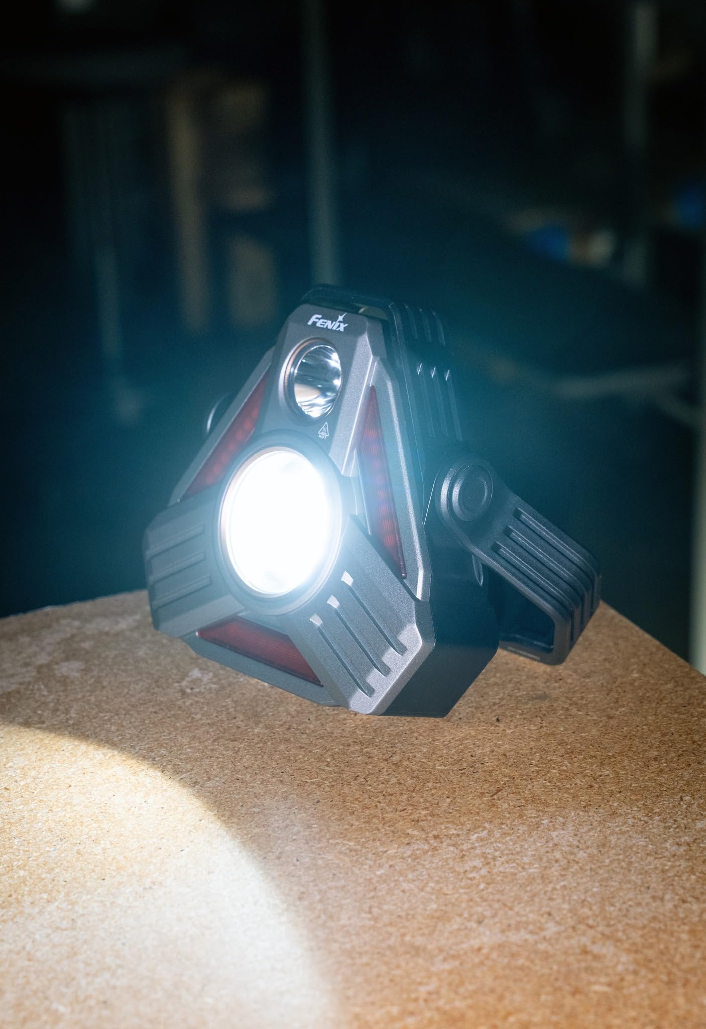 Fenix CP50R Rechargeable Outdoor/Industrial Lantern/Panel Light, Grey - Image 2