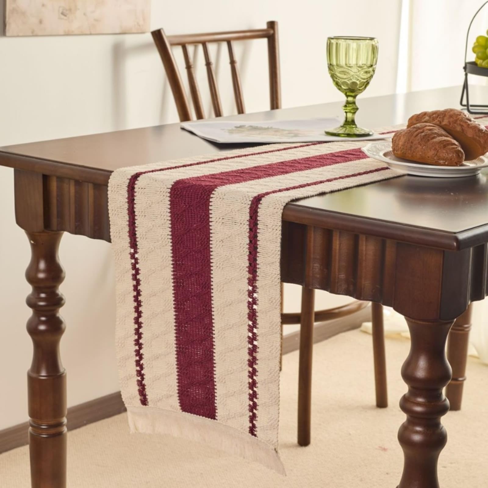 Chemin de table moderne 30 x 275 cm lavable pour cuisine et salon