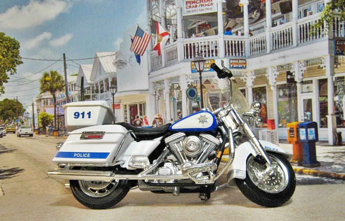 Amazon | マイスト 1/18 ハーレー 911 ロードキング カリフォルニア