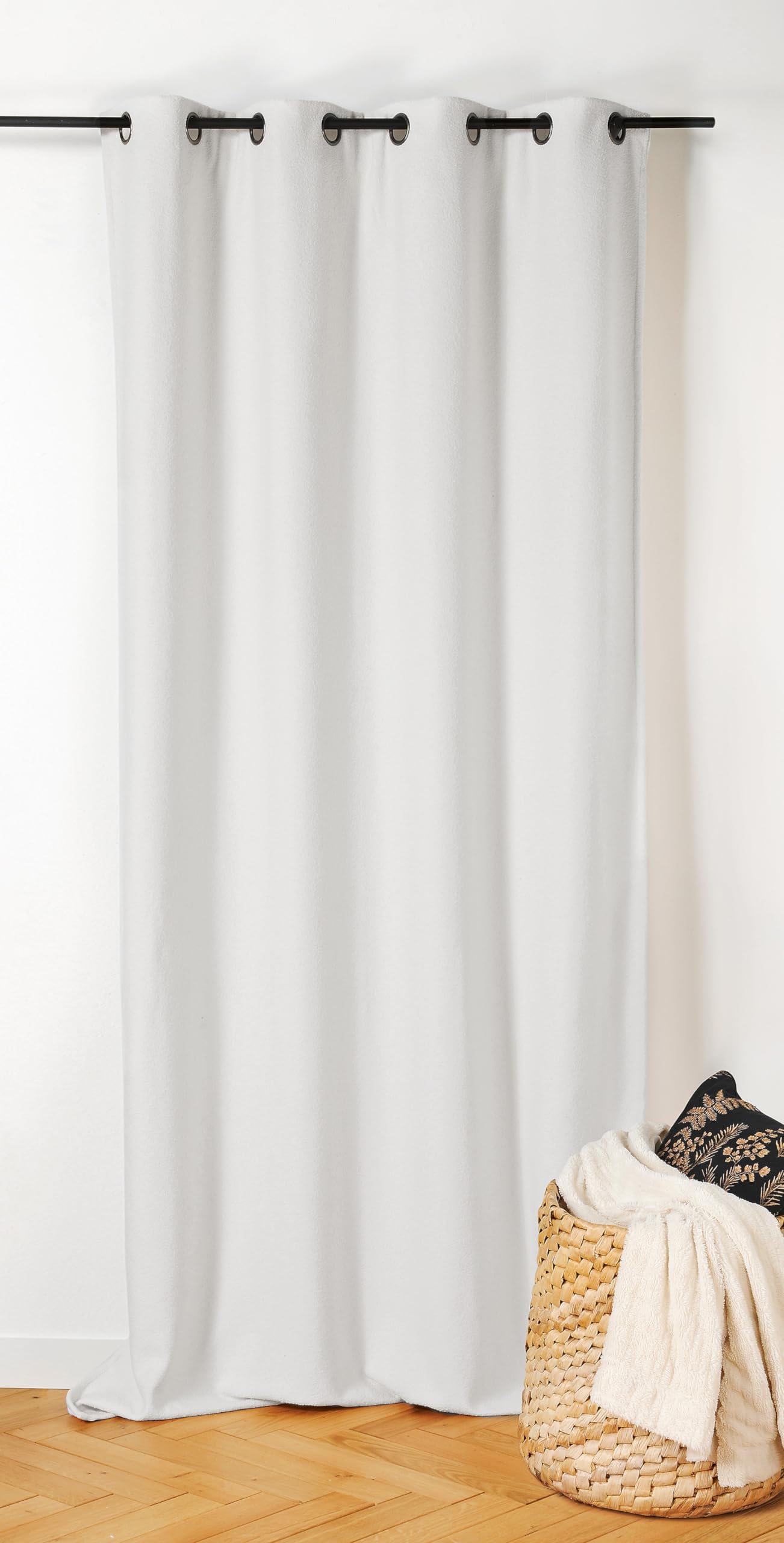 Linder Inuit Thermal and Blackout Curtain Azure White with Eyelets 140 x 260 cm Gun Barrel