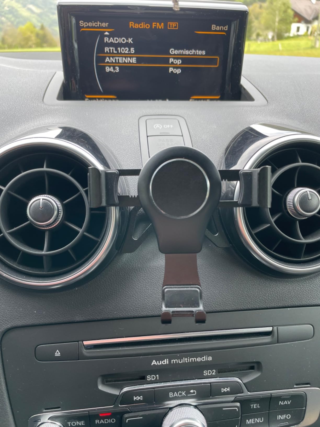 AYADA Handyhalterung Kompatibel mit A1 8X, Handy Halter Gravity Auto