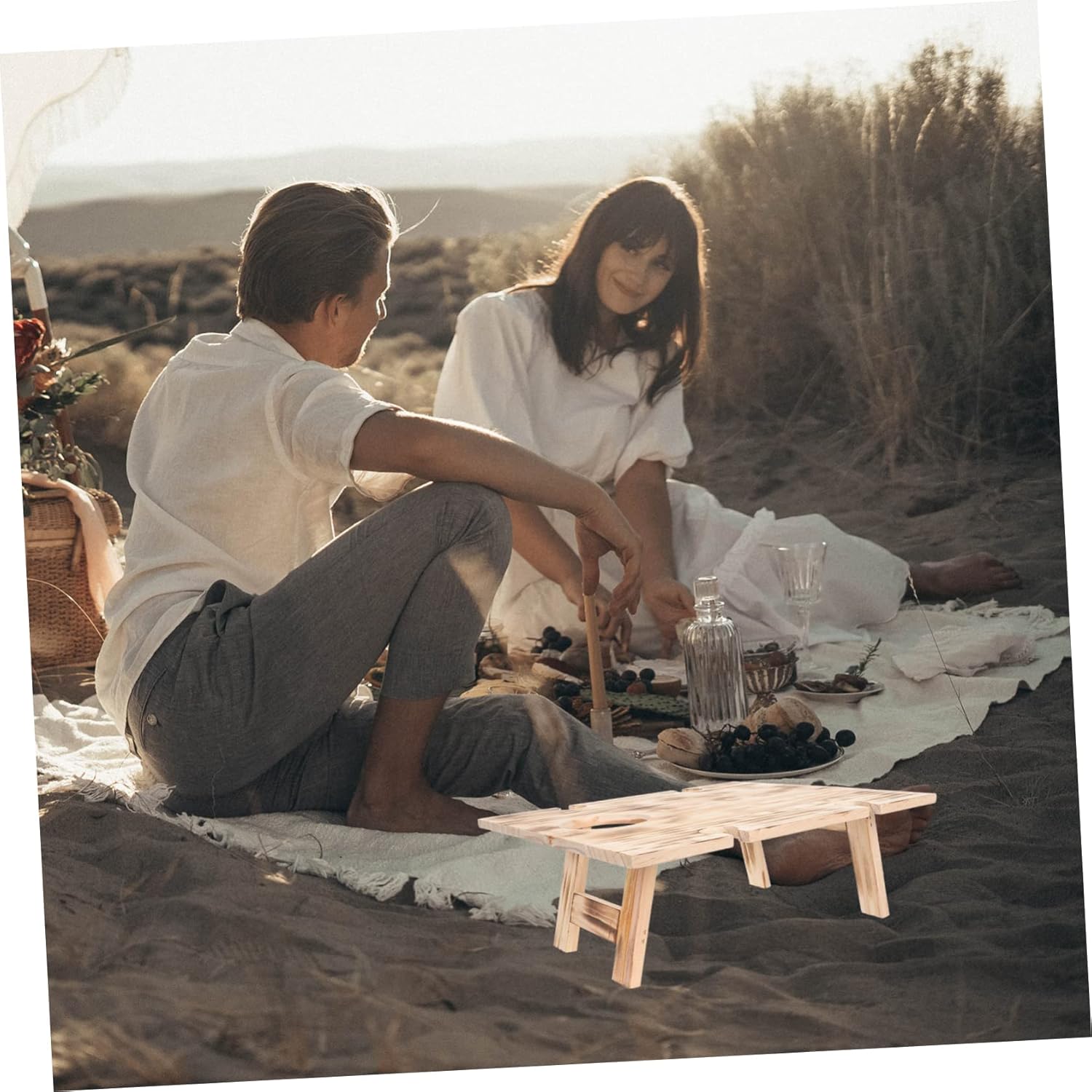 Portable Folding Picnic Table Lightweight Outdoor Camping Table Carrying Bag Sturdy Wood Desk for Backyard Beach BBQ and Parties
