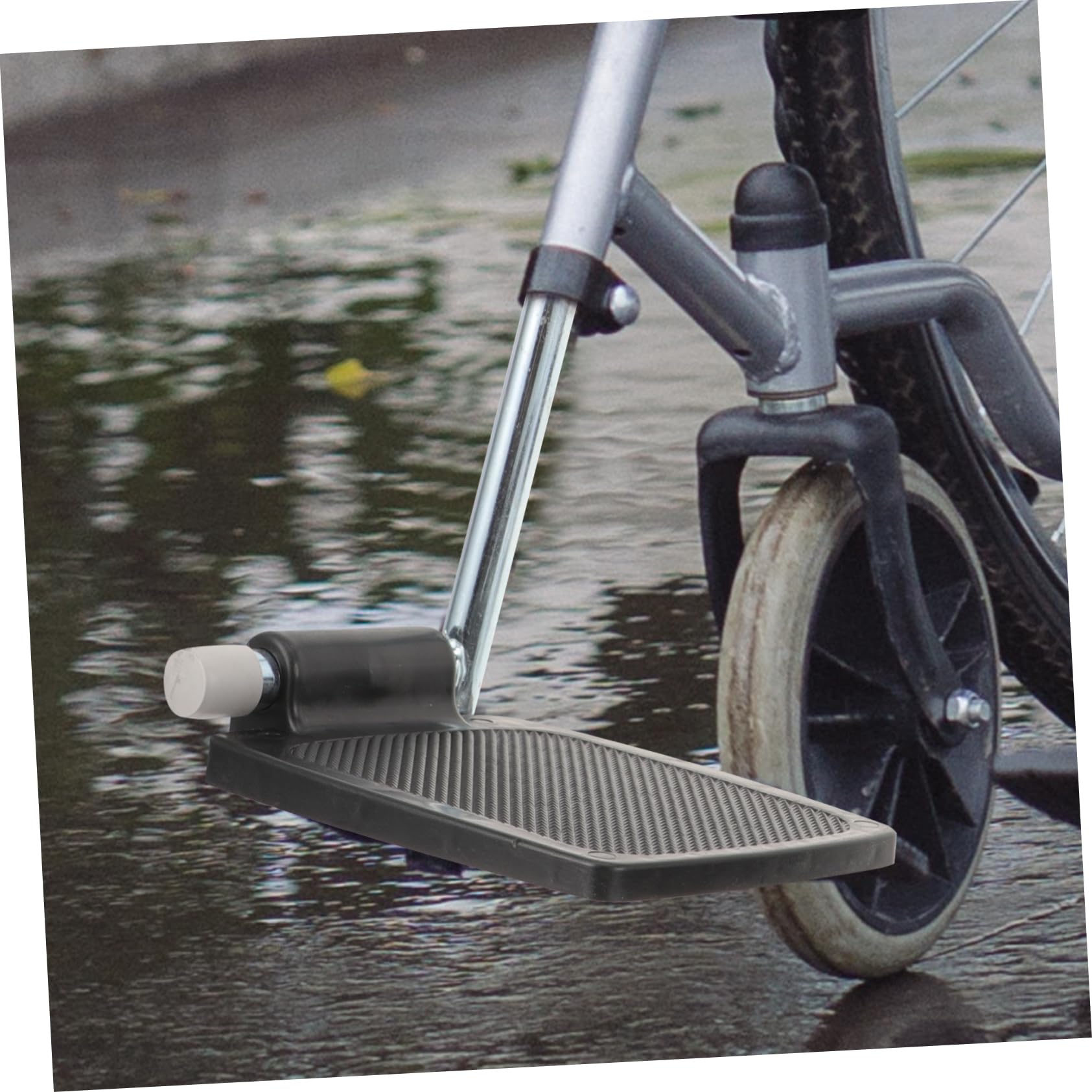 Pedal de Silla de Ruedas con Poste, 1 Par, Plástico Negro | Reposapiés Elevable, Protección Antideslizante, Repuesto para Usuarios de Silla de Ruedas Color Aleatorio