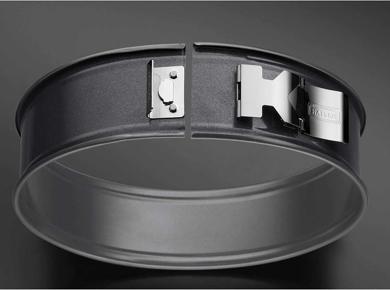 Kaiser La Forme Plus springform Cake tin, Diameter 20 cm, Non-Stick Coating Kai Ramic Cut-Resistant, Leak Proof.