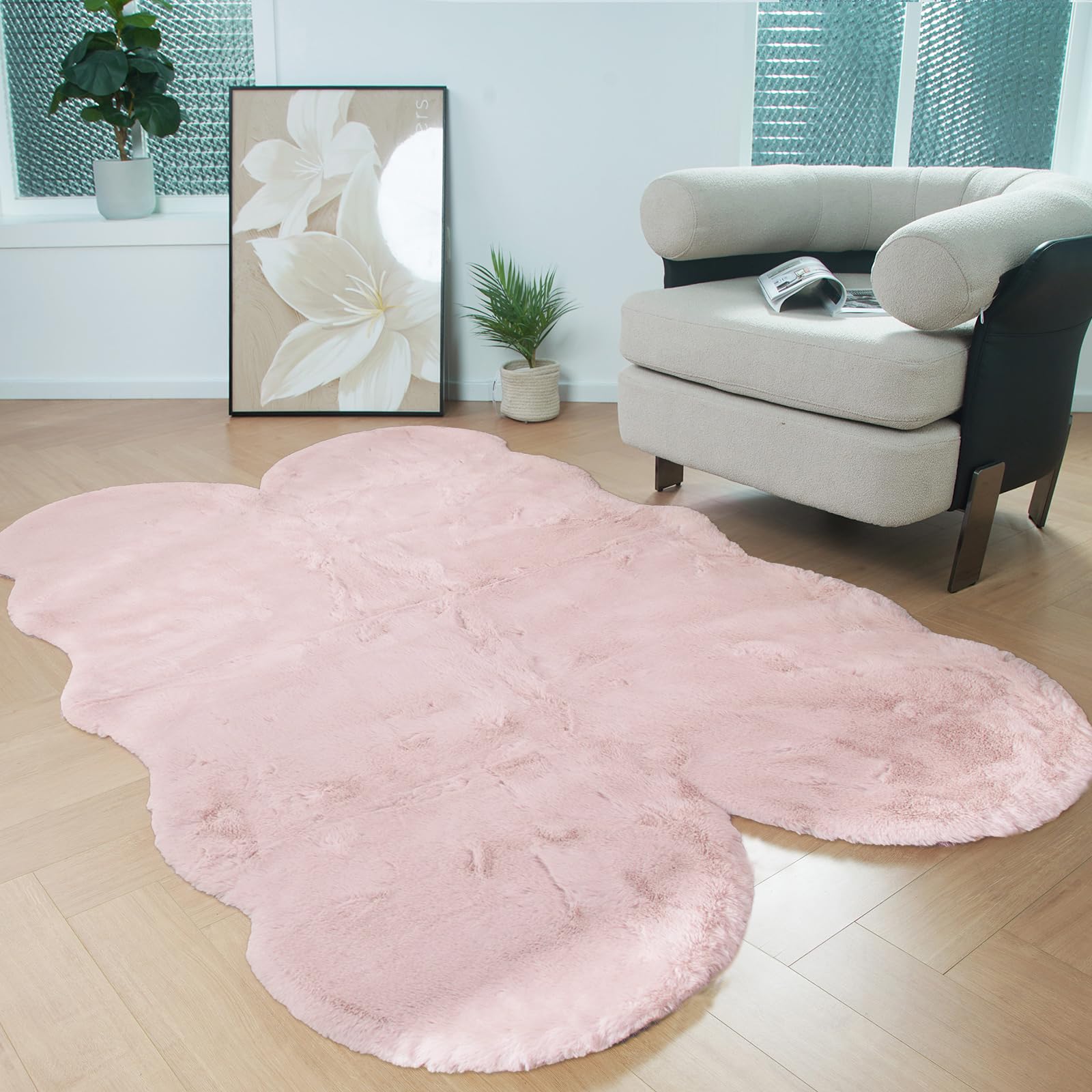 Latepis Light Pink Accent 4x6 Carpet for Girls Room Non-Slip Faux Rabbit Fur Rug Alfombras para Habitacion Washable Fluffy Rug for Living Room Bedroom and Play Room