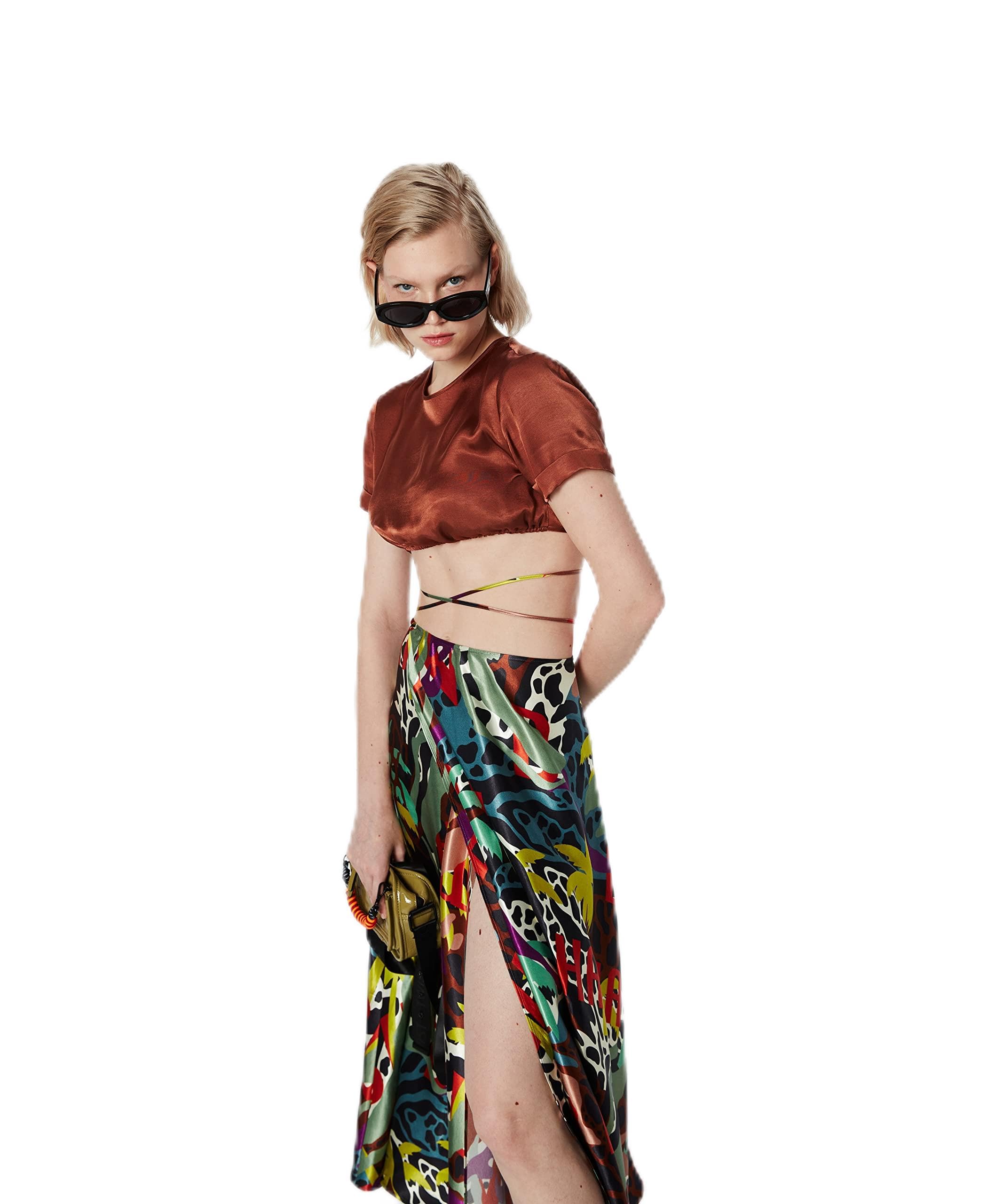 SIRT DEKOLTELİ CROP BLUZ