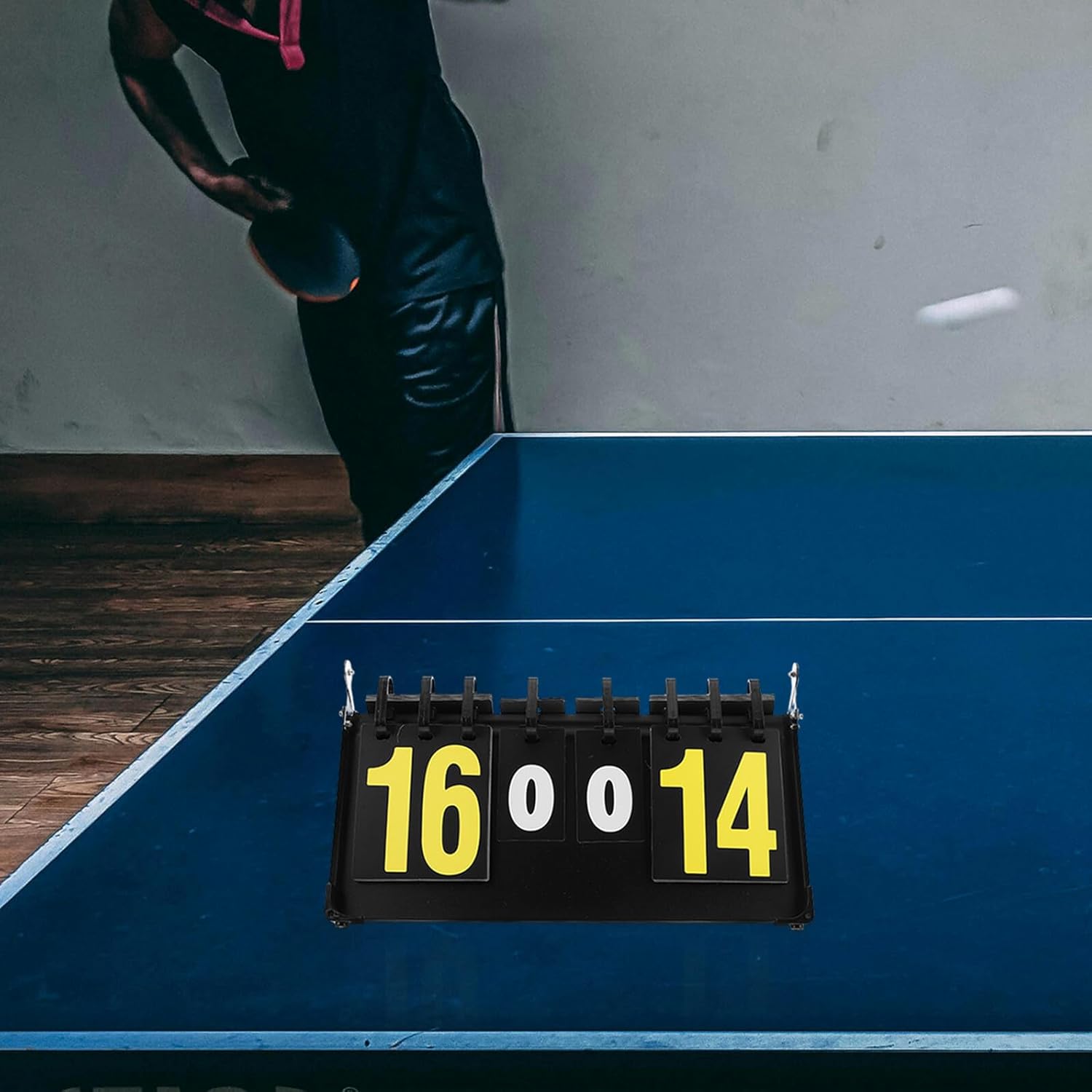 Portable Basketball Flip Scoreboard Manual Score Keeper with Sturdy Plastic Board for Outdoor Sports and Basketball Competitions