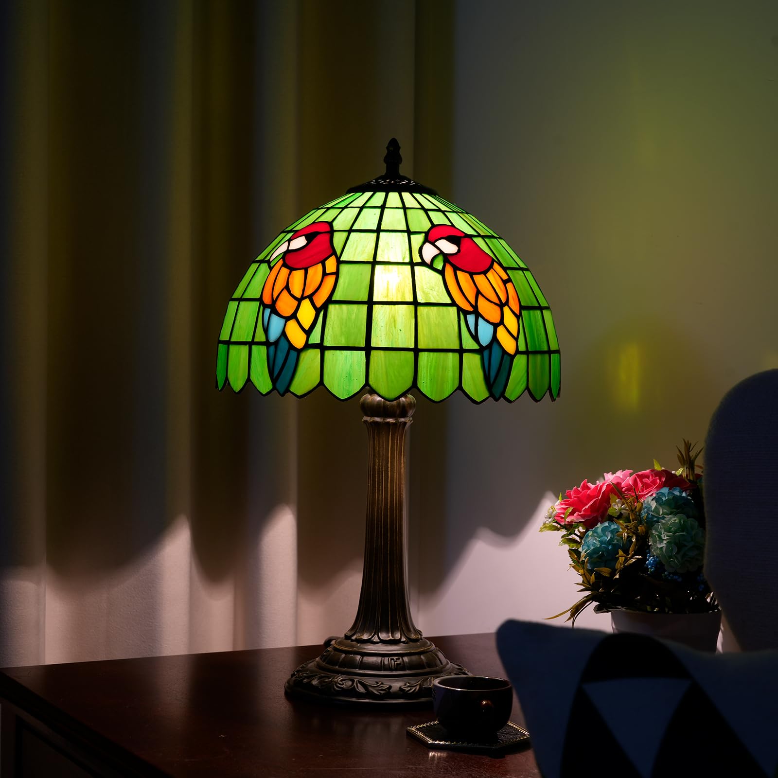 Tiffany Lampa Papuga Zielona Sypialnia Lampa Stołowa Witraż Czytanie Lampka Nocna Do Domu Salon Biuro Dormitorium Jadalnia Udekoruj