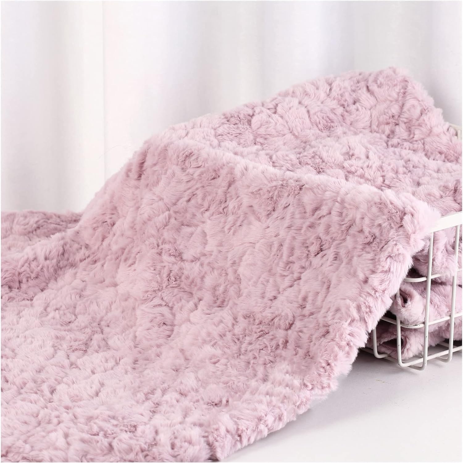 Mélange de peluche douce et épaisse fausse fourrure haut de gamme rose poudré pour doublure