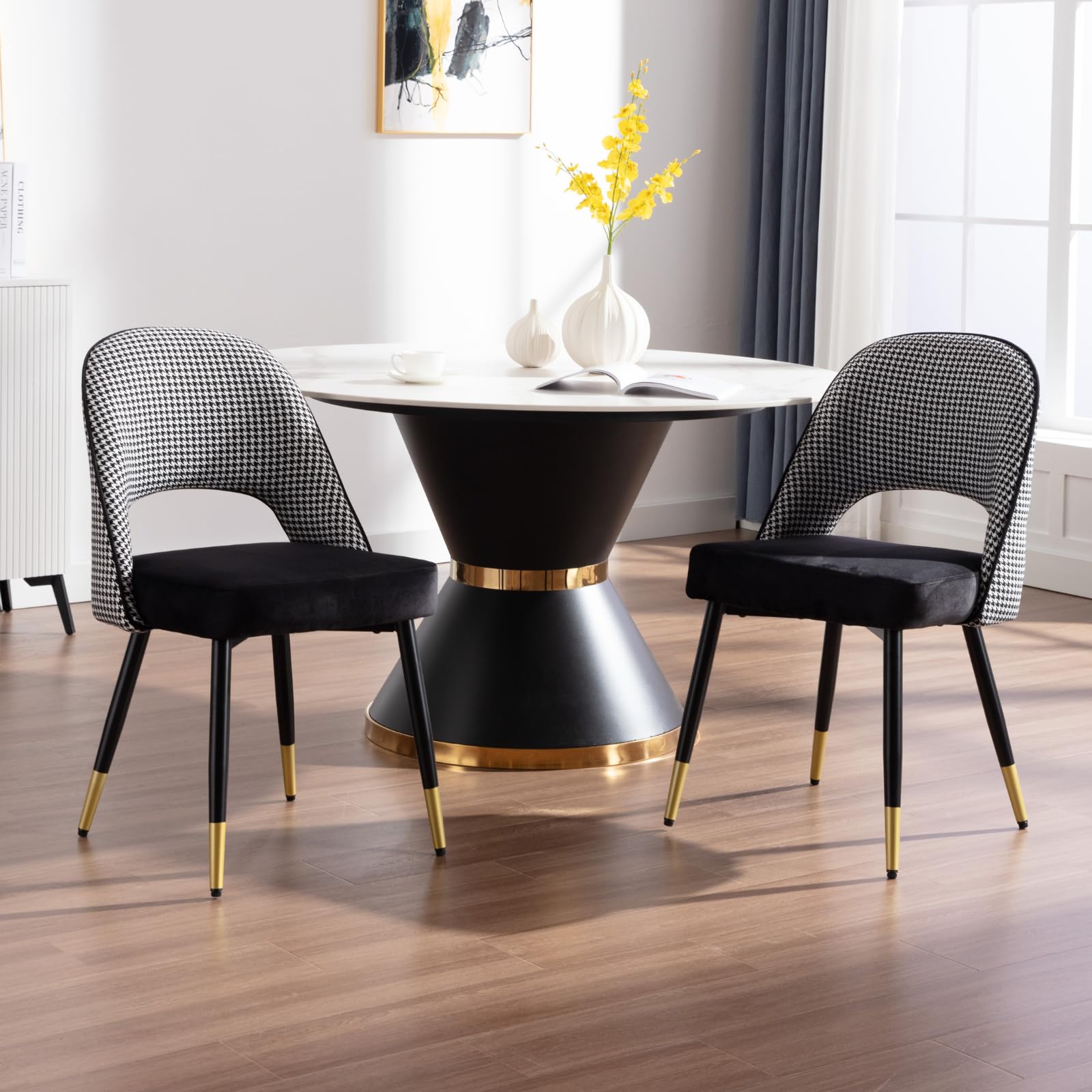 Set of 2 Velvet Dining Chairs with Hollow Back Modern Kitchen Chairs, Living Room Chairs with Metal Legs for Home/Restaurant (Black)