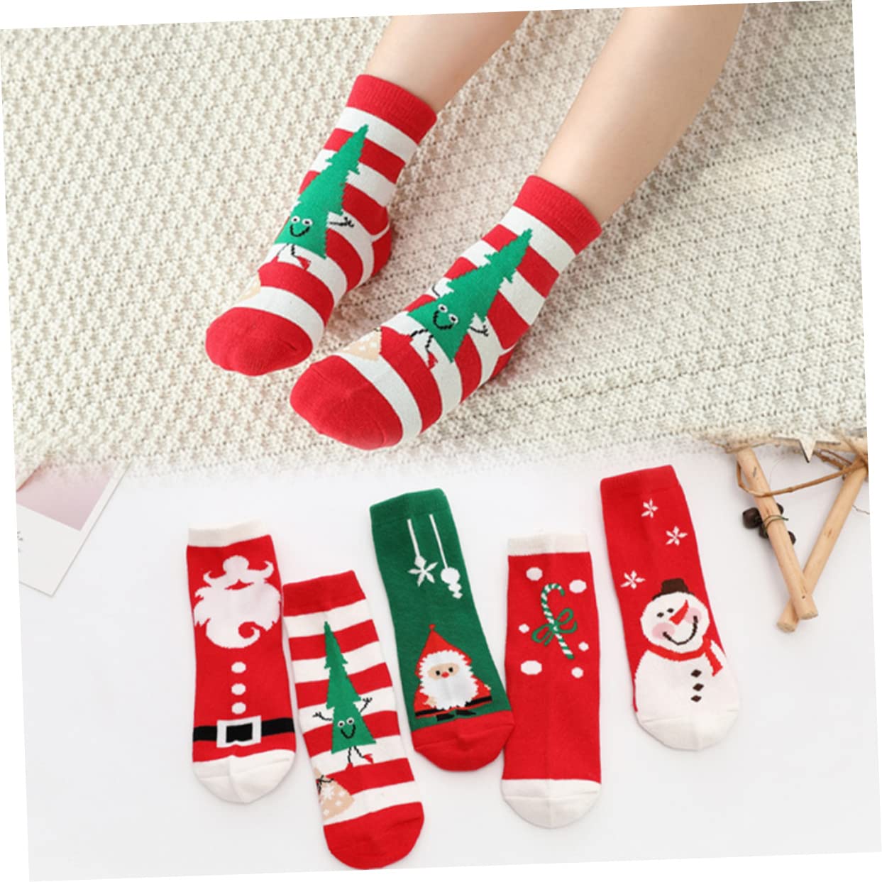 BESPORTBLE 5 Paia Calze di Natale Calde Calze Medie in Cotone Ragazza Ragazza Design di Cartoni Animati per Autunno e Inverno