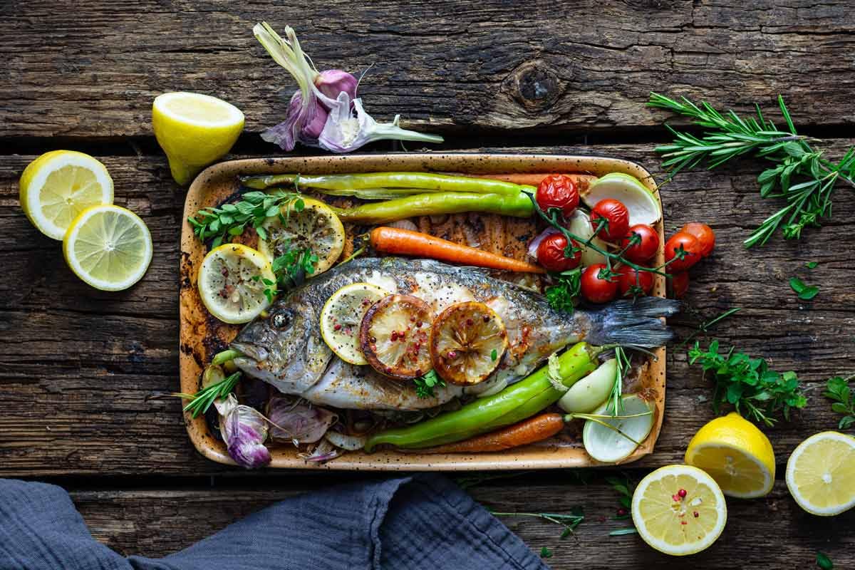 Römertopf Plancha BBQ in Ceramica – Piastra per Barbecue e Forno, Grigliate Saporite con Segni di Cottura, Facile da Pulire, Nero, dal 1967