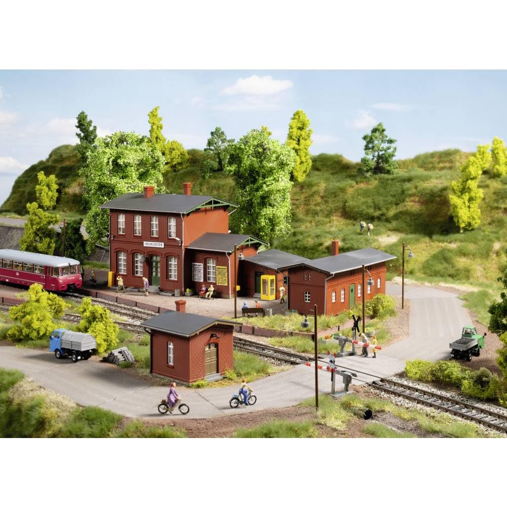 Auhagen 15106 H0 Stazione Ferroviaria Neukloster Set