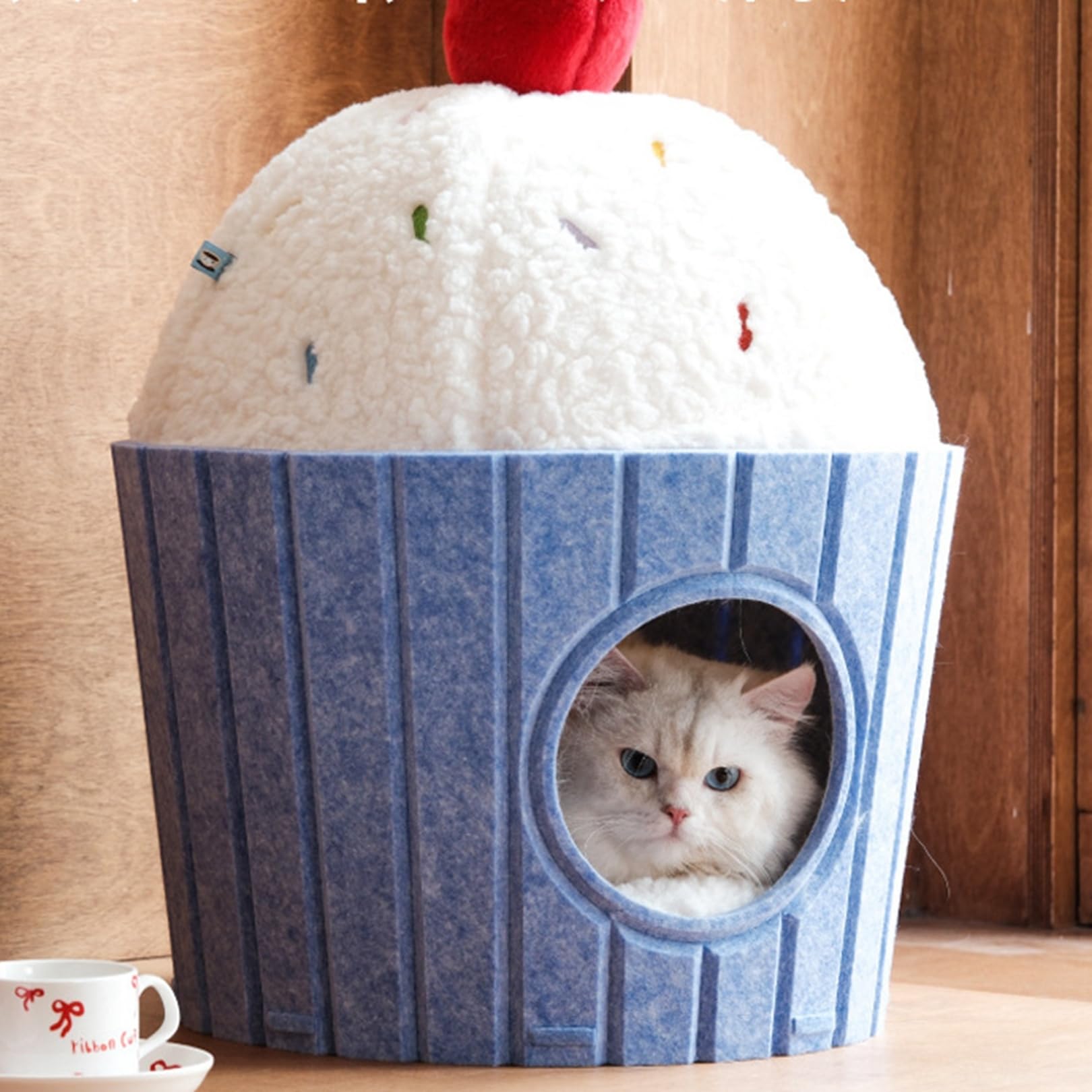 ケーキ型ペットハウス　犬小屋　猫ハウス Amazon | 犬小屋 猫ハウス ペットハウス 天然木 杉 犬舎 猫舎