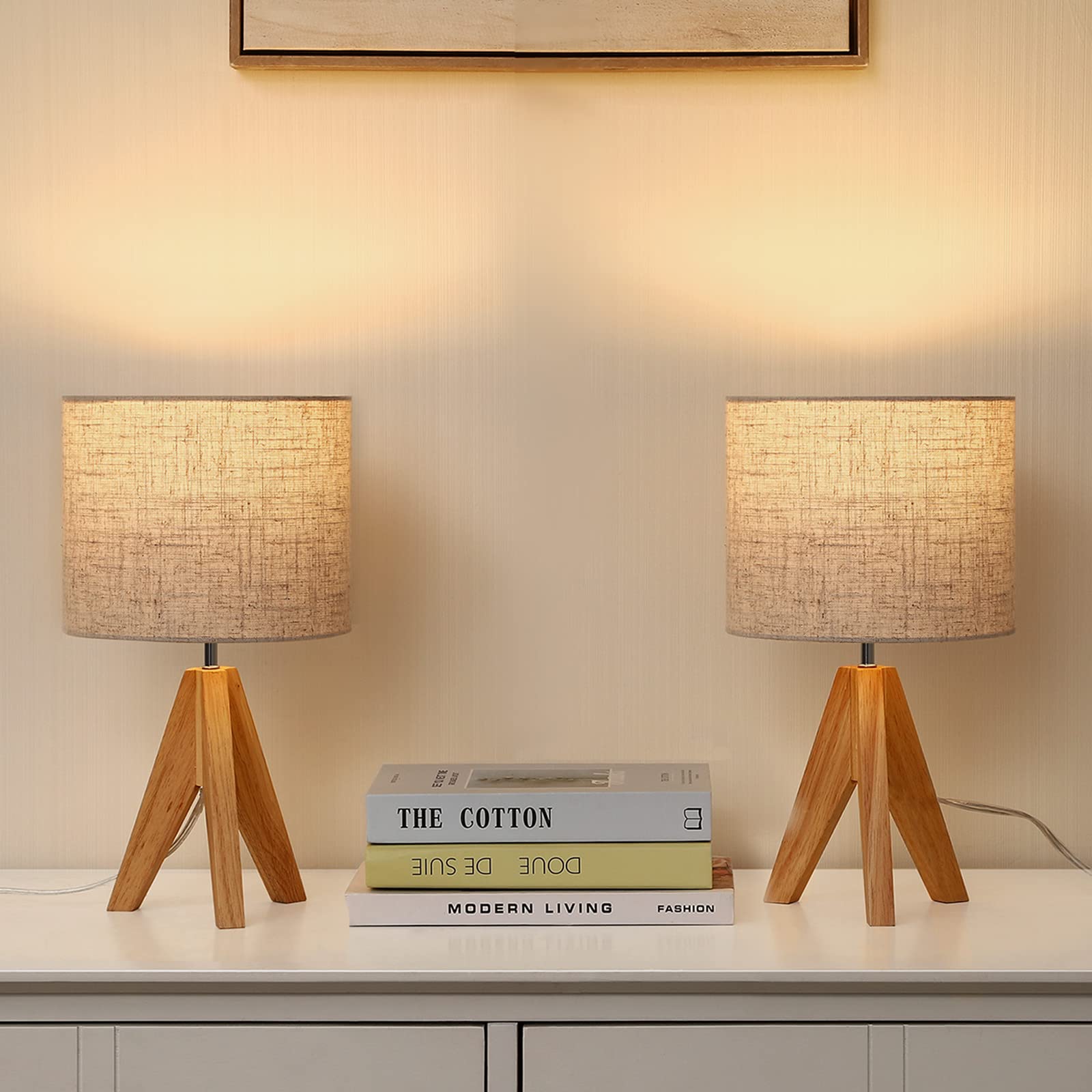 EDISHINE Lampe de Chevet Lot de 2, E27 Douille, Trépied Vintage, Ampoule Incluse, 36 x 20 x 20 cm, Lampe de Table en Bois pour Chambre à Coucher, Salon, Hôtel, Abat-jour en Lin Beige