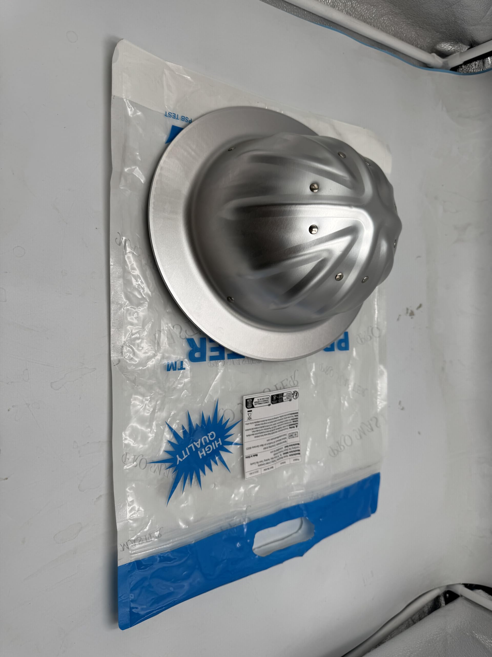 Casco de Obra de Seguridad de Aluminio con Visera Completa y Suspensión de Trinquete, Color Plateado, Talla Única