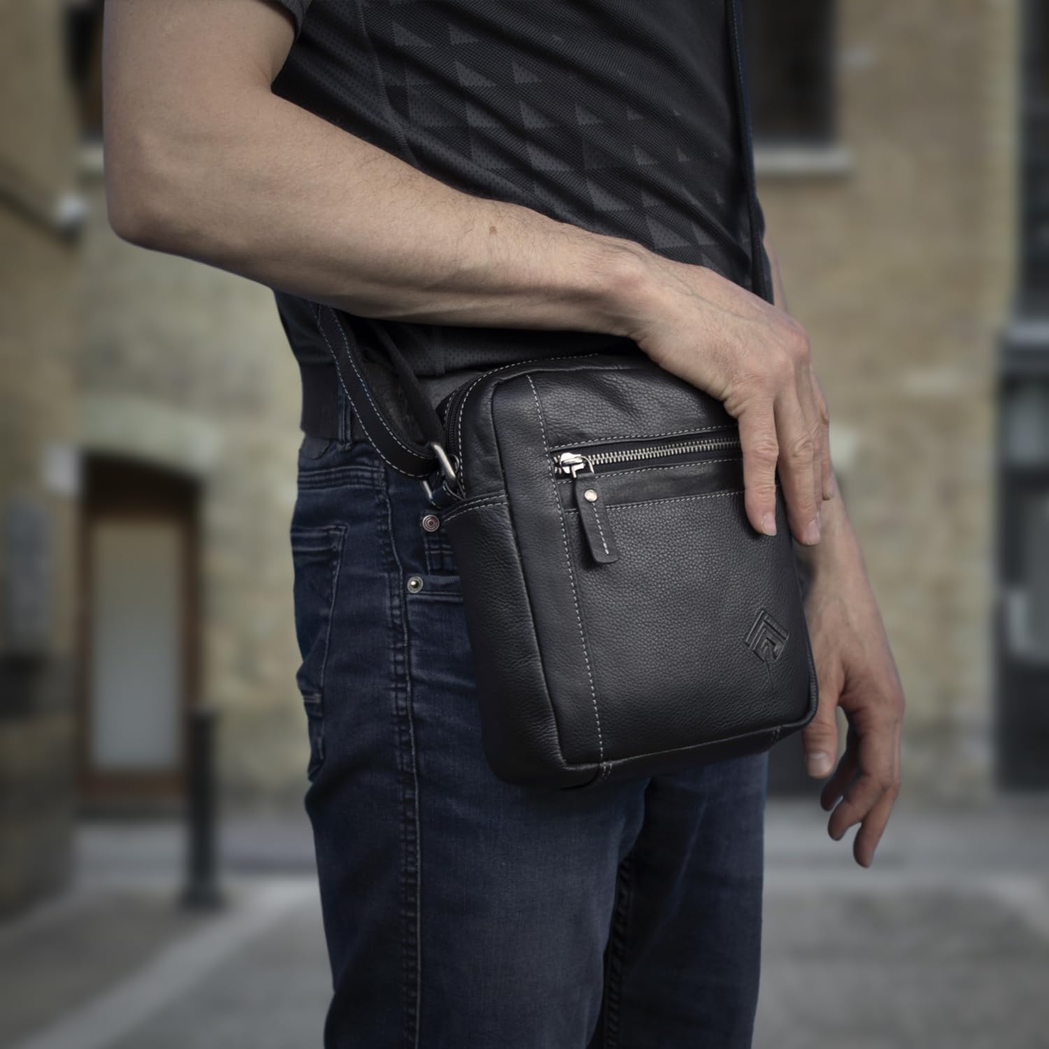 ekavale Echtleder-Umhängetasche für Herren - Vintage Schultertasche für Männer, ideal für Arbeit, Reisen oder als Geschenk - Messenger Bag für Business und Freizeit in kompakter Größe