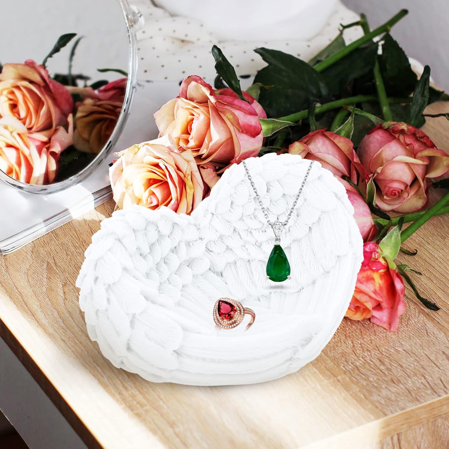 Zerodeko Feather Tray Resin Key Tray Jewelry Organizer Home Storage Desktop Adornment Decorative Storage for Keys Rings and Small Items 3.93 X 3.14 X 1.37 in image 4