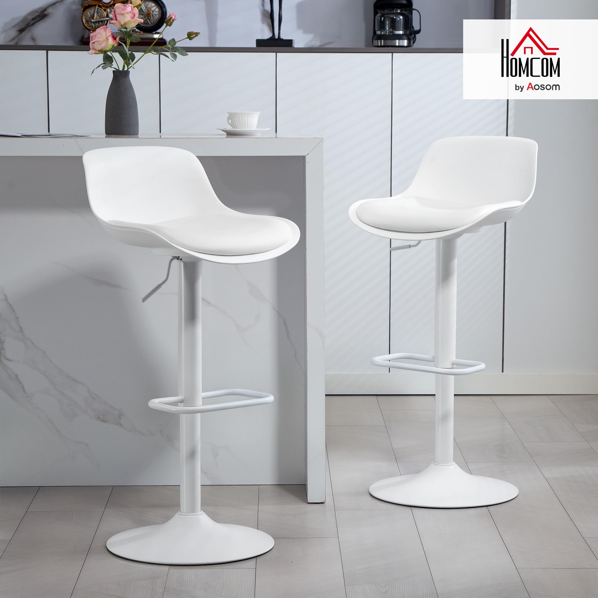 HOMCOM Set 2 Sgabelli Bar con Altezza Regolabile, Sgabelli Alti Cucina in Finta Pelle con Schienale e Poggiapiedi e Ampia Base in Acciaio, Sedie Bar Alte Girevoli a 360°, Bianco