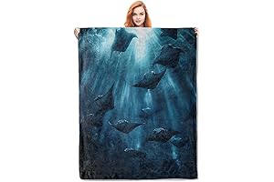 Enticing Manta Ray Blanket: Snuggle in Comfort and Style!