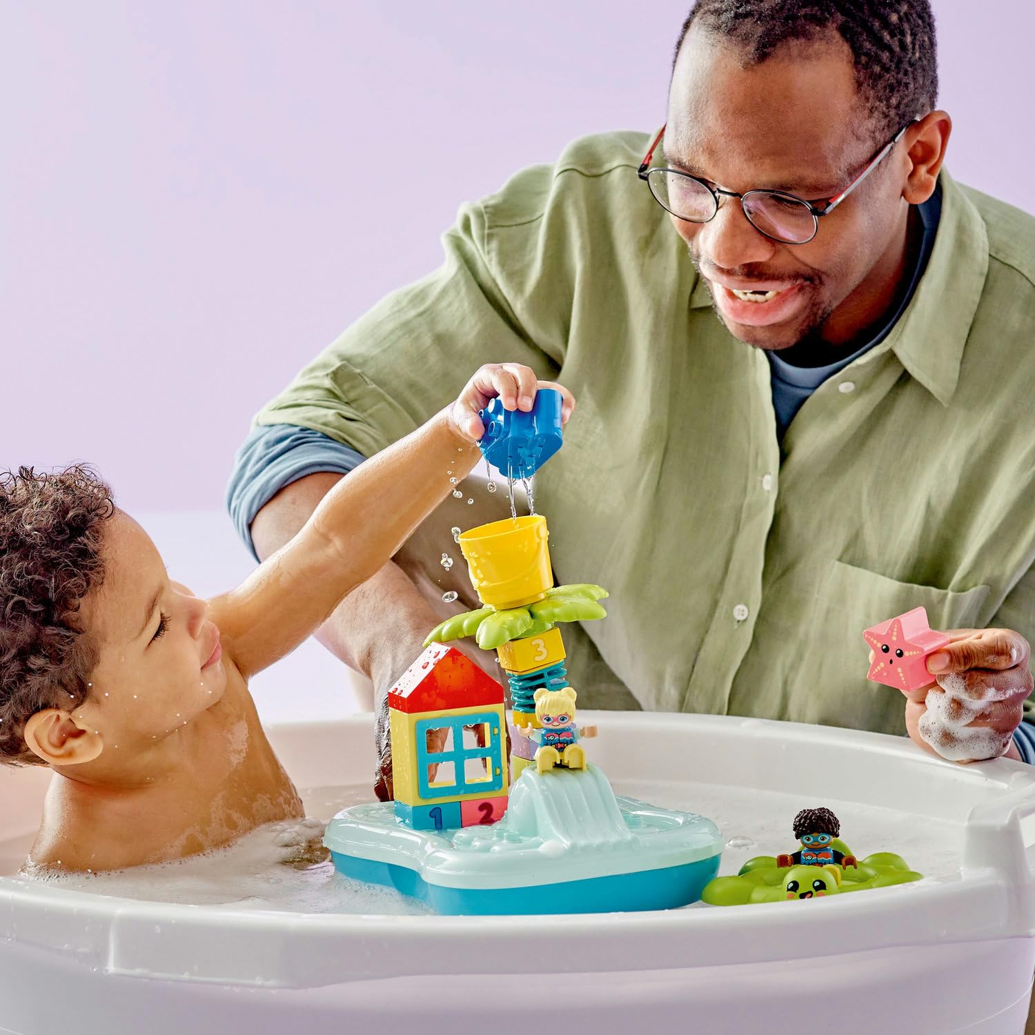 LEGO DUPLO Kasabası Su Parkı 10989 – 2 Yaş ve Üzeri Çocuklar için Eğitici Hediye Fikri, Oyuncak Ada, Yüzen Kaplumbağa Can Simidi ve Çocuk Figürü İçeren Yaratıcı Oyuncak Yapım Seti (19 Parça)