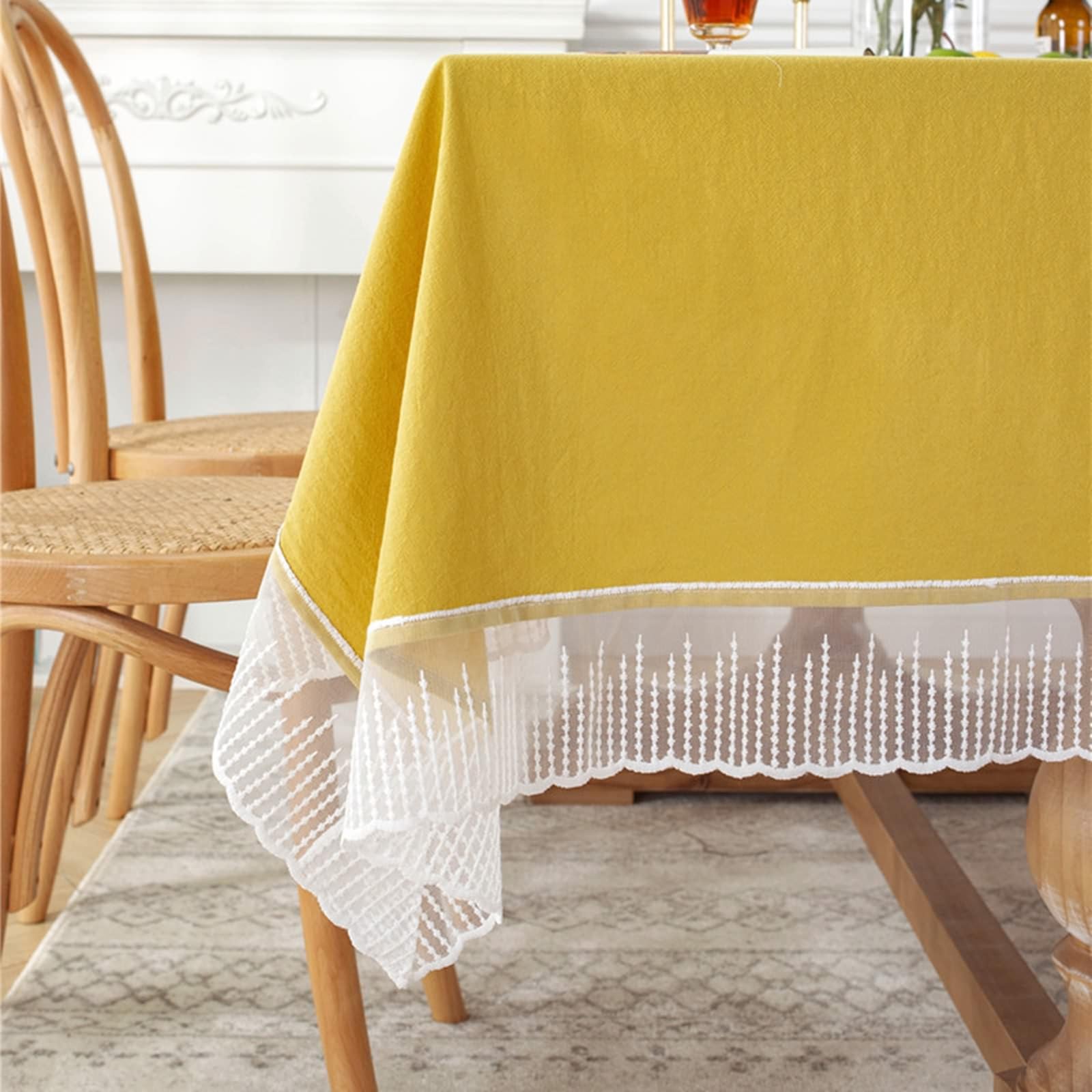 Daesar Protector Mantel Cuadrado,Mantel Algodón Mesa Color Sólido con Encaje Mantel Color Amarillo,140x140CM(55x55Inch)
