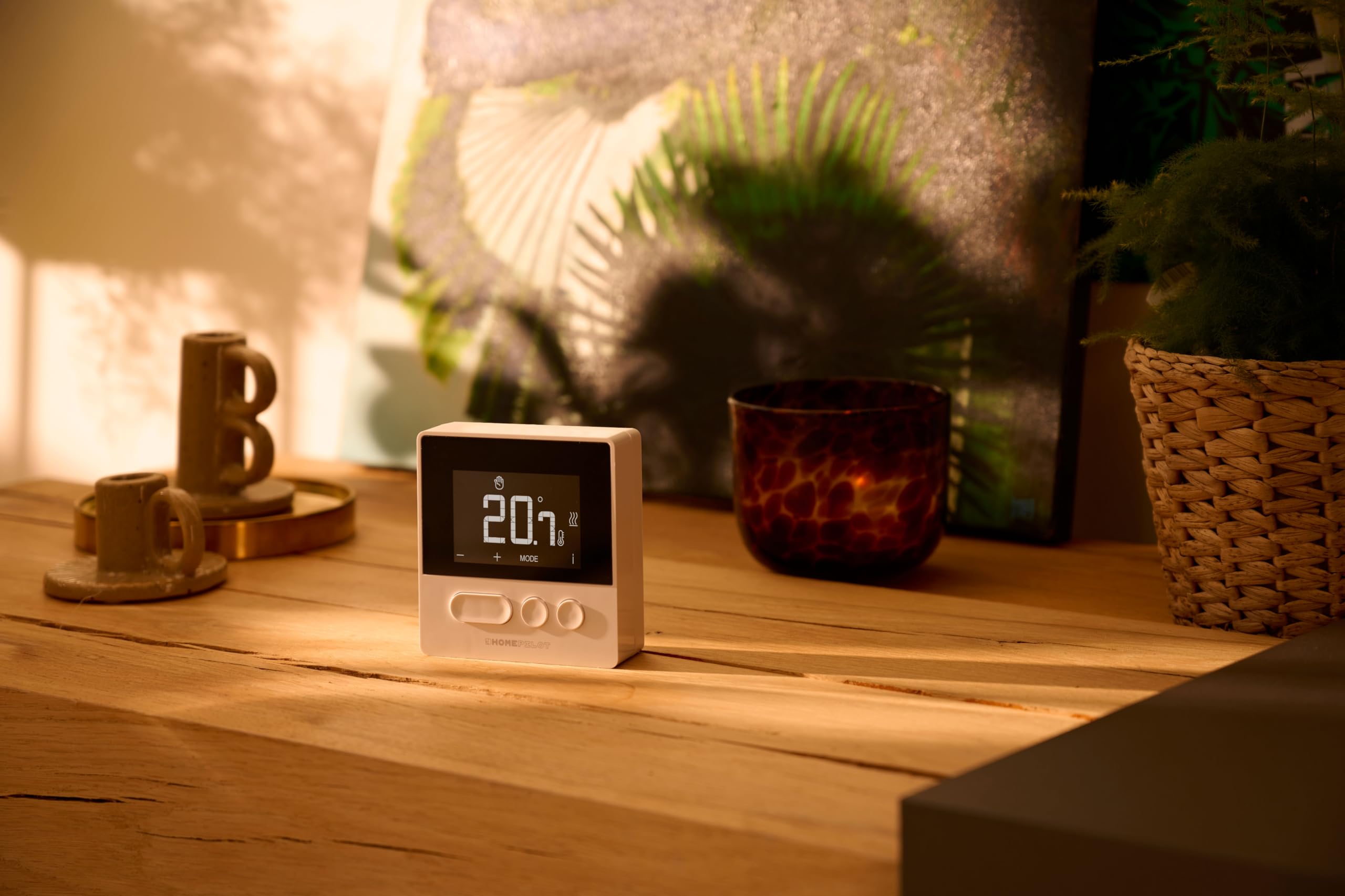 Home Pilot - Thermostat Pure smart mit Empfänger Energie sparen | Sprachsteuerung | Raumthermostat - 8130000