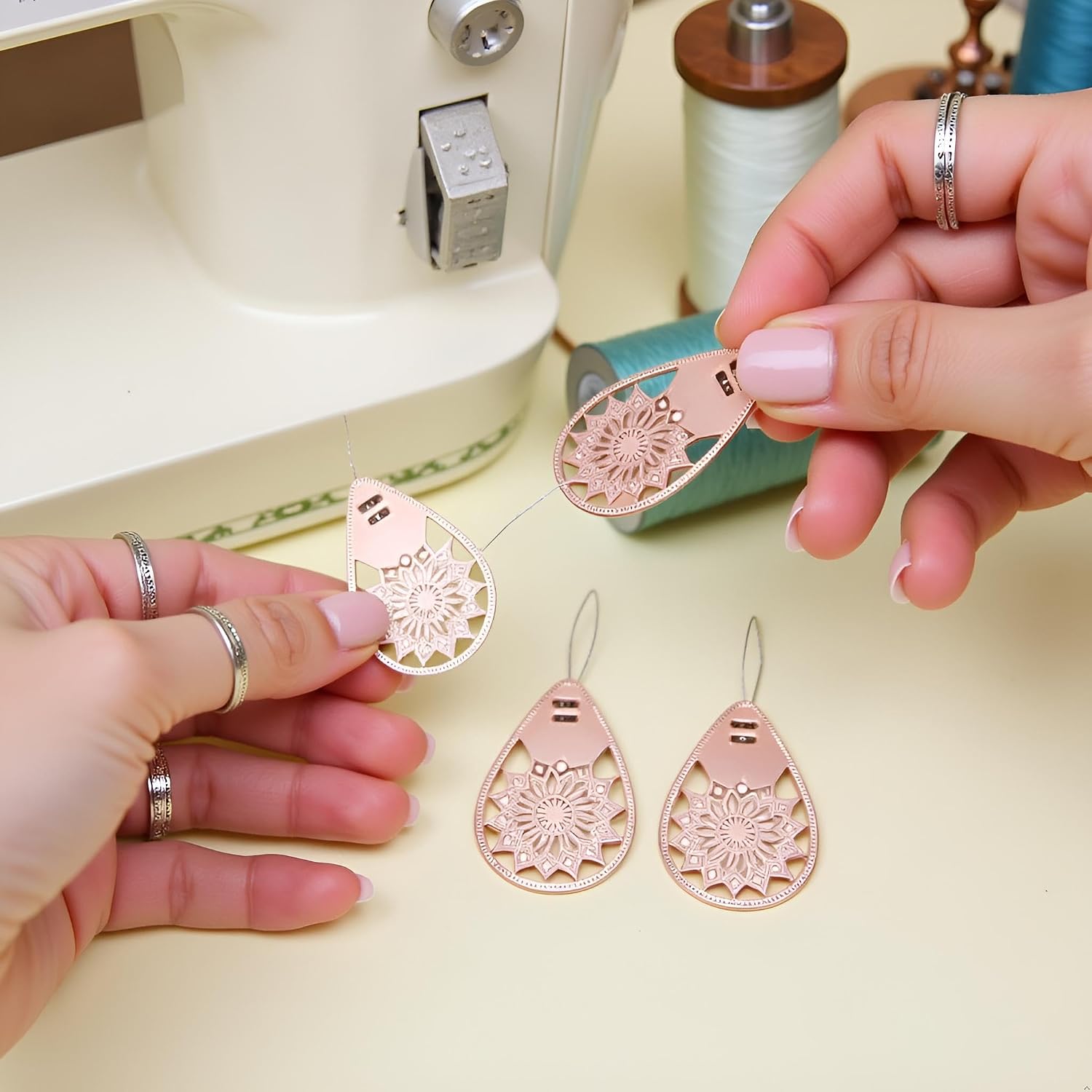 3Pcs Rose Gold Needles Insertion Device Sewing Practical Useful Automatic DIY Needlework Supplies Threader Threading Machine, Sewing Threaders, Sewing Tools