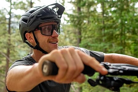 Amazon.com: Julbo Fury Performance Sunglasses - Black/Matte Green