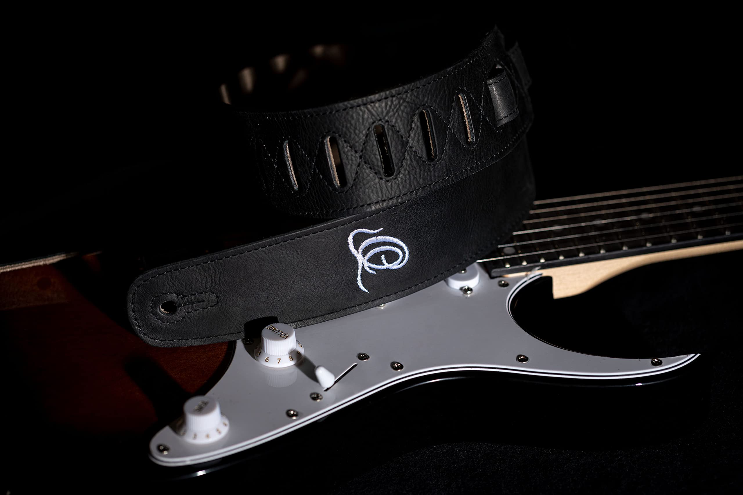 Ortega Guitars Adjustable Guitar Strap - Acoustic Guitar / Bass, Electric Guitar / Bass - Suede Series - Suede Leather, Black (OSSU-10) - Image 3