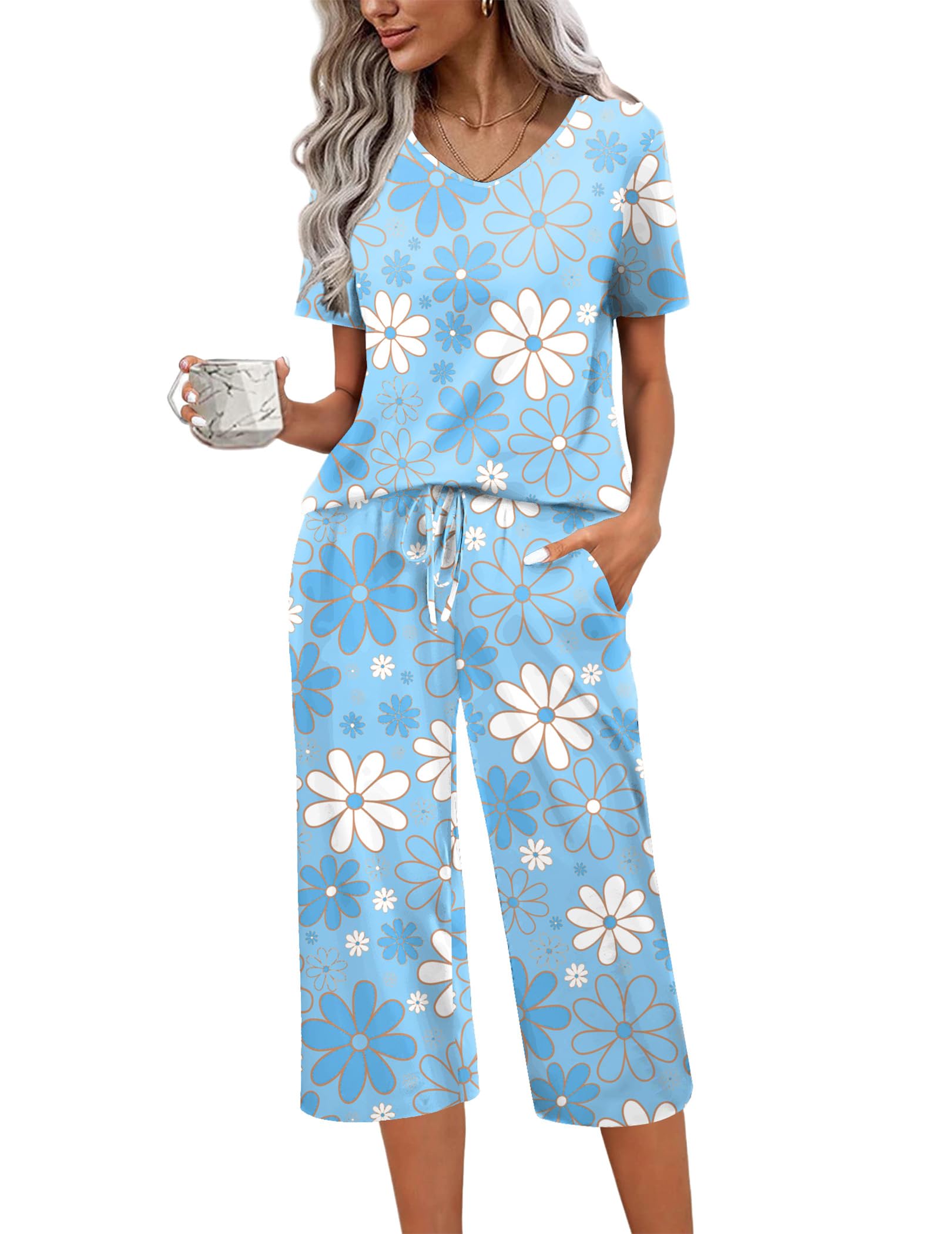 Ekouaer Womens Pajama Sets Soft Cotton Pj Short Sleeve Top with Capri Pants Sleepwear 2 Piece Print Loungewear