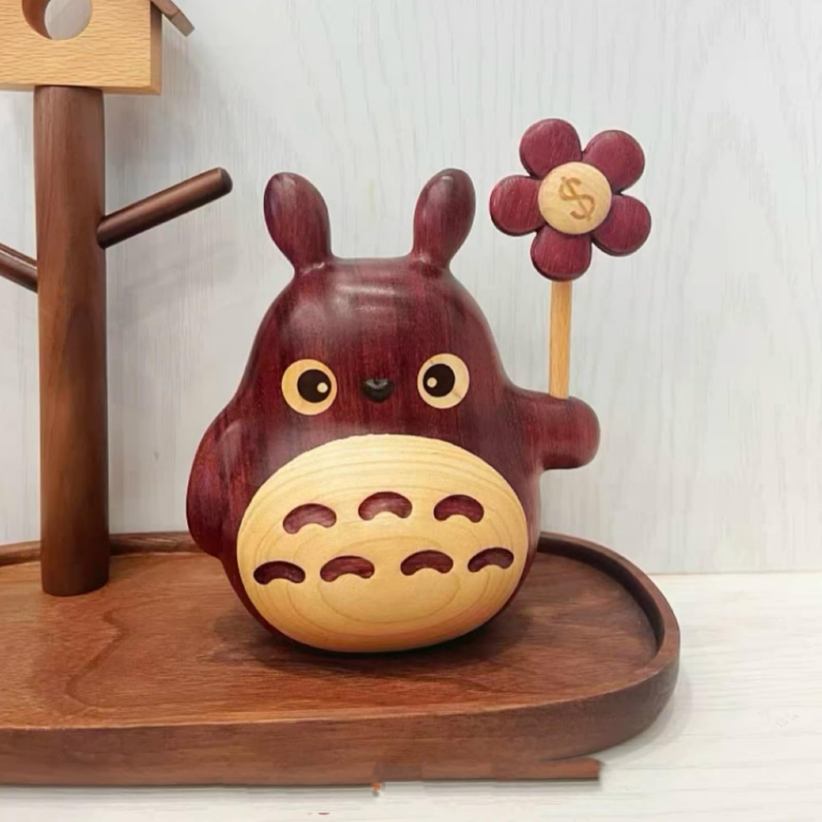 Amazon.co.jp: 無垢材のトトロ置物、木製カートンフィギュア、傘付き
