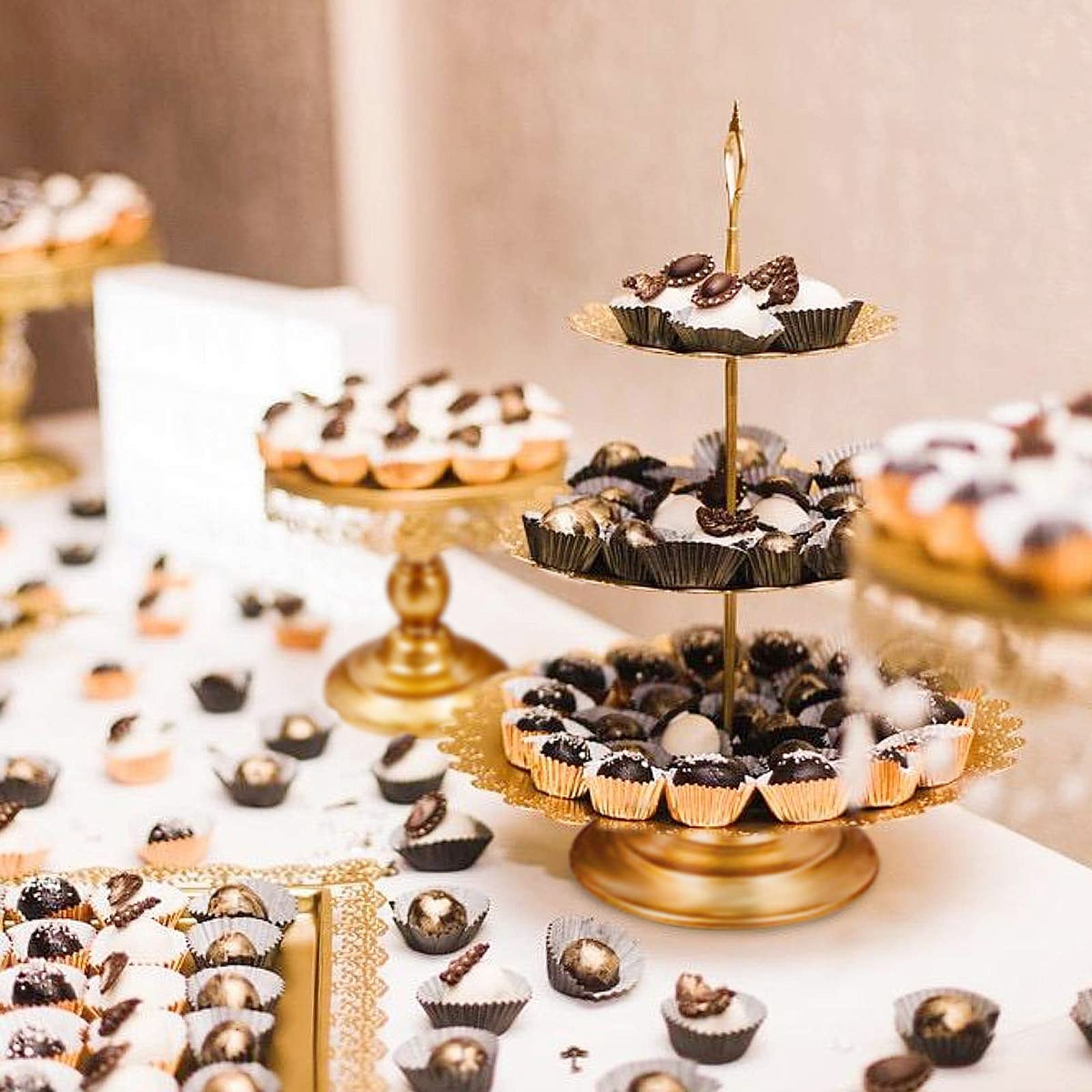 6 stuks taartstandaard taartstandaard taartstandaard set dessertstandaard bruidstaart standaard ronde verjaardag cupcake staander metaal antieke cupcake staan met kristallen hanger (goud 6 stuks taartstandaard taartstandaard taartstandaard set dessertstandaard bruidstaart standaard ronde verjaardag cupcake staander metaal antieke cupcake staan met kristallen hanger (goud