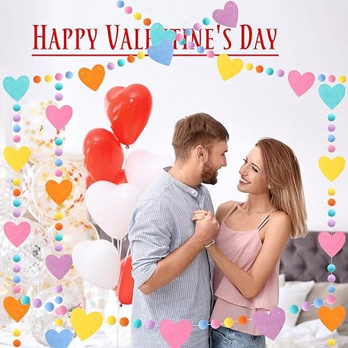 Vista 11 de VitalCozy Guirnalda de bolas de fieltro para el día de San Valentín, pancarta de fieltro con forma de corazón, decoración romántica de San Valentín