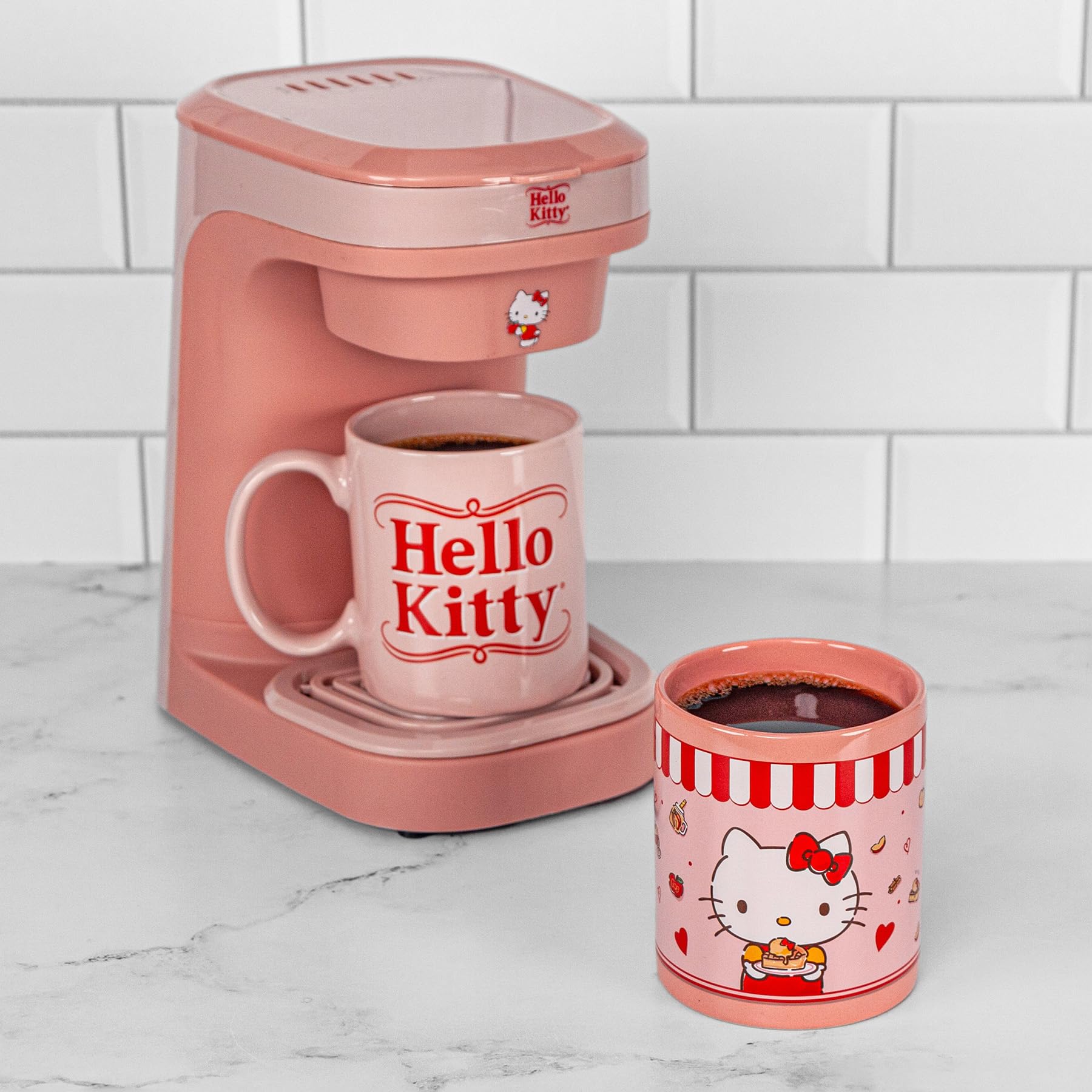 Amazon.co.jp: Uncanny Brands ハローキティ シングルカップ コーヒー