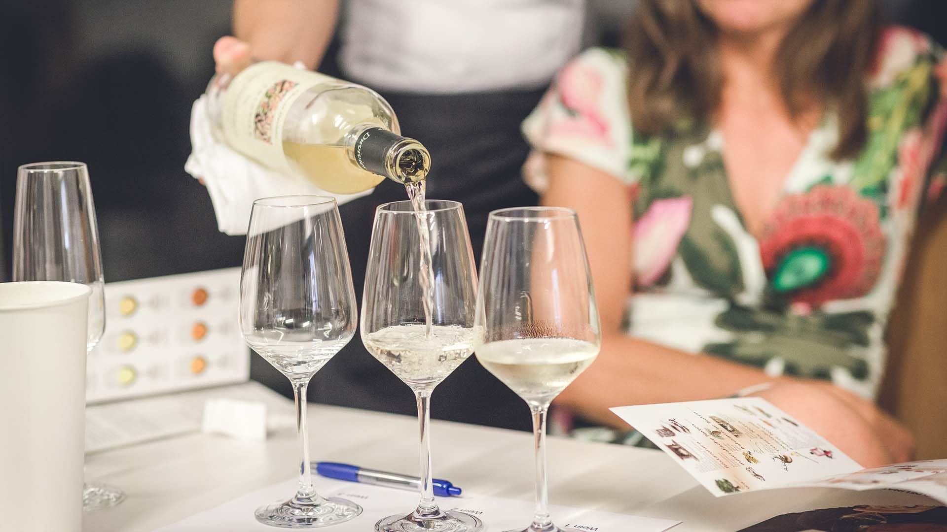 JOCHEN SCHWEIZER Geschenkgutschein: Rebsortenkurs mit Degustation Münster
