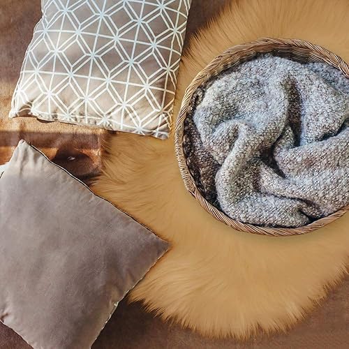 Miniatura 24 de RosieLily Alfombra de piel sintética ultra suave de 1.3 x 2 pies, alfombra lanuda de piel de oveja, alfombra gris mullida lavable a máquina