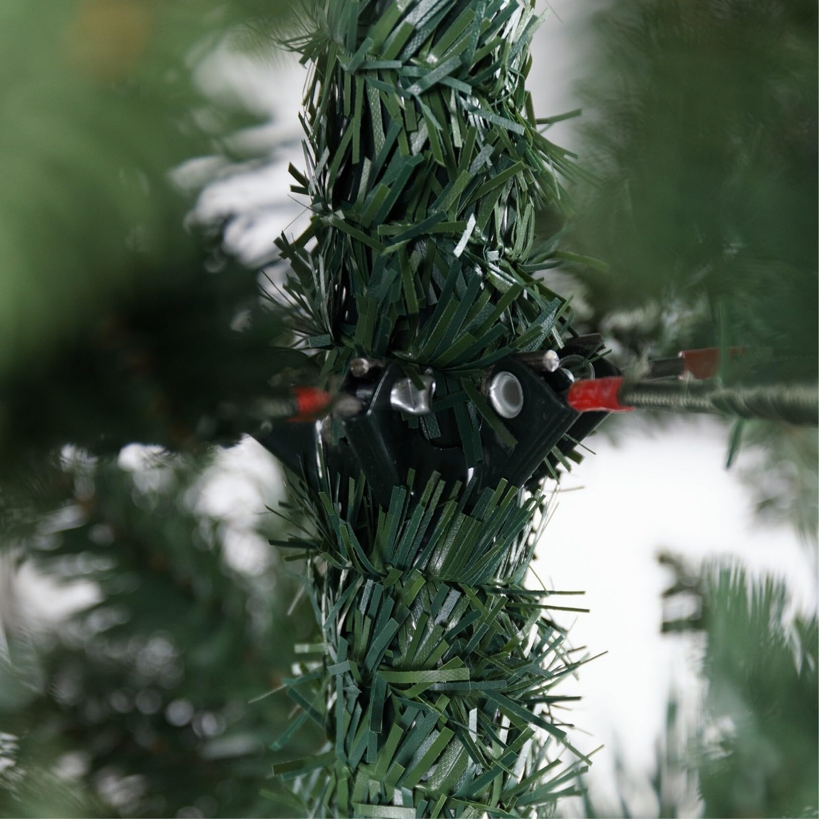 Sapin de Noël fin artificiel 210 cm, effet véritable tactile, peu encombrant, PE + PVC
