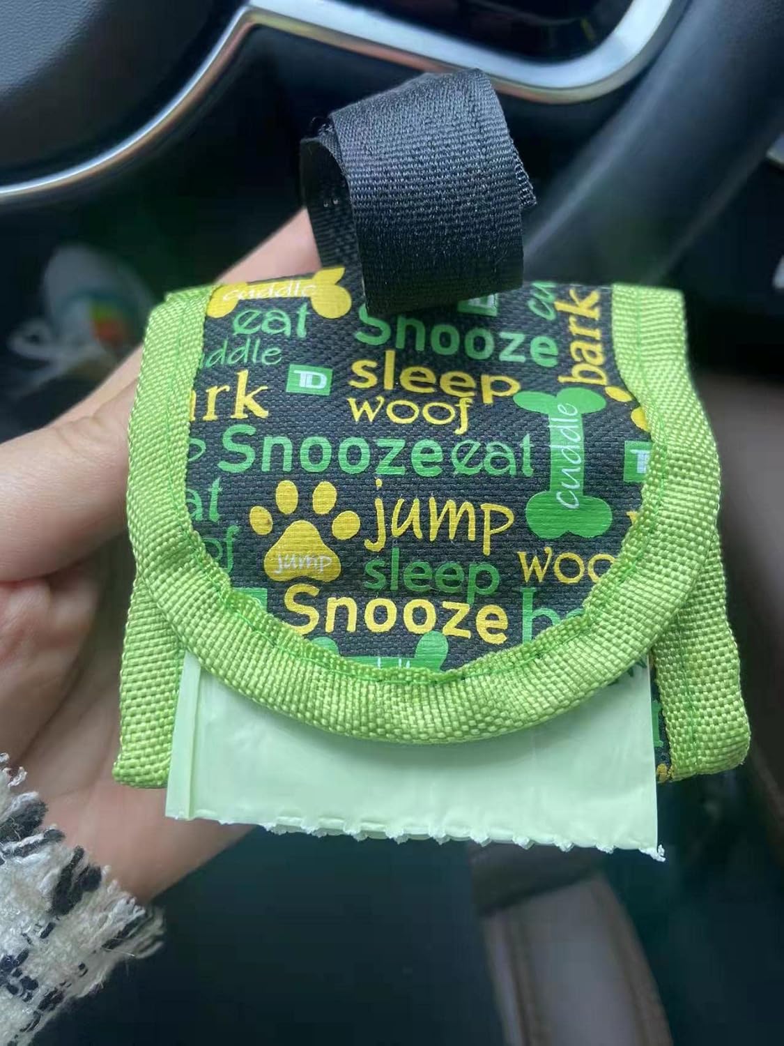 YUCHIYA Dog Poop Bags Holder with 30 Dog Poop Bags Cute