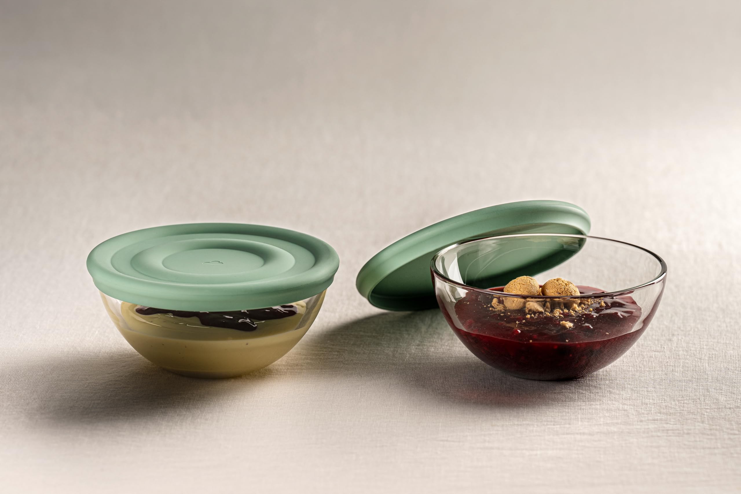 LEONARDO HOME CUCINA 066346 Schaalset, 4 stuks, voor salade, fruit en dips, stapelbaar, robuust dagelijks servies, tijdloos design, ideaal voor keuken, buffet, eettafel, hoogte 6,5 cm, helder