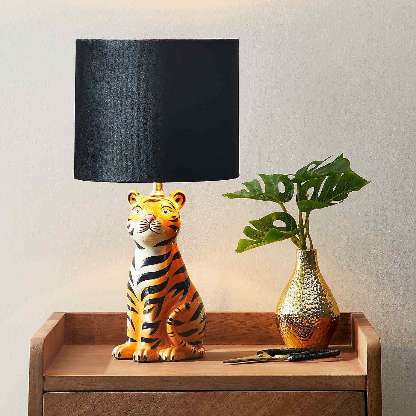 Eemkay Eemkay® New Stunning Design Ceramic Tiger With Velvet Shade Table Lamp Home Decor M-21