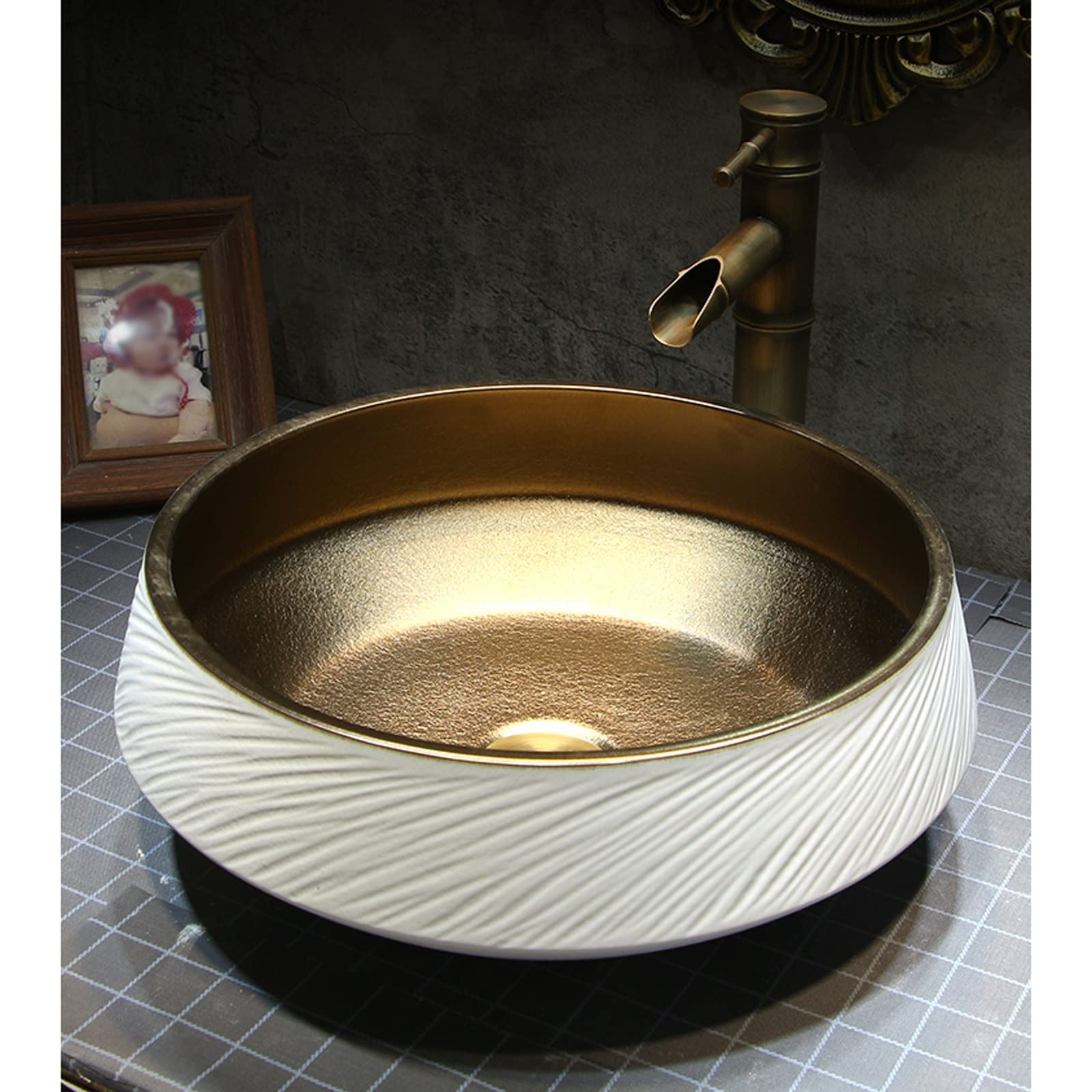 Umywalka Łazienkowa Ceramiczna Umywalka Nablatowa Porcelanowa Umywalka Nablatowa Okrągła Umywalka Łazienkowa Ze Złotym Wykończeniem Ręcznie Wykonana Umywalka Nablatowa,With Faucet Set-One Size