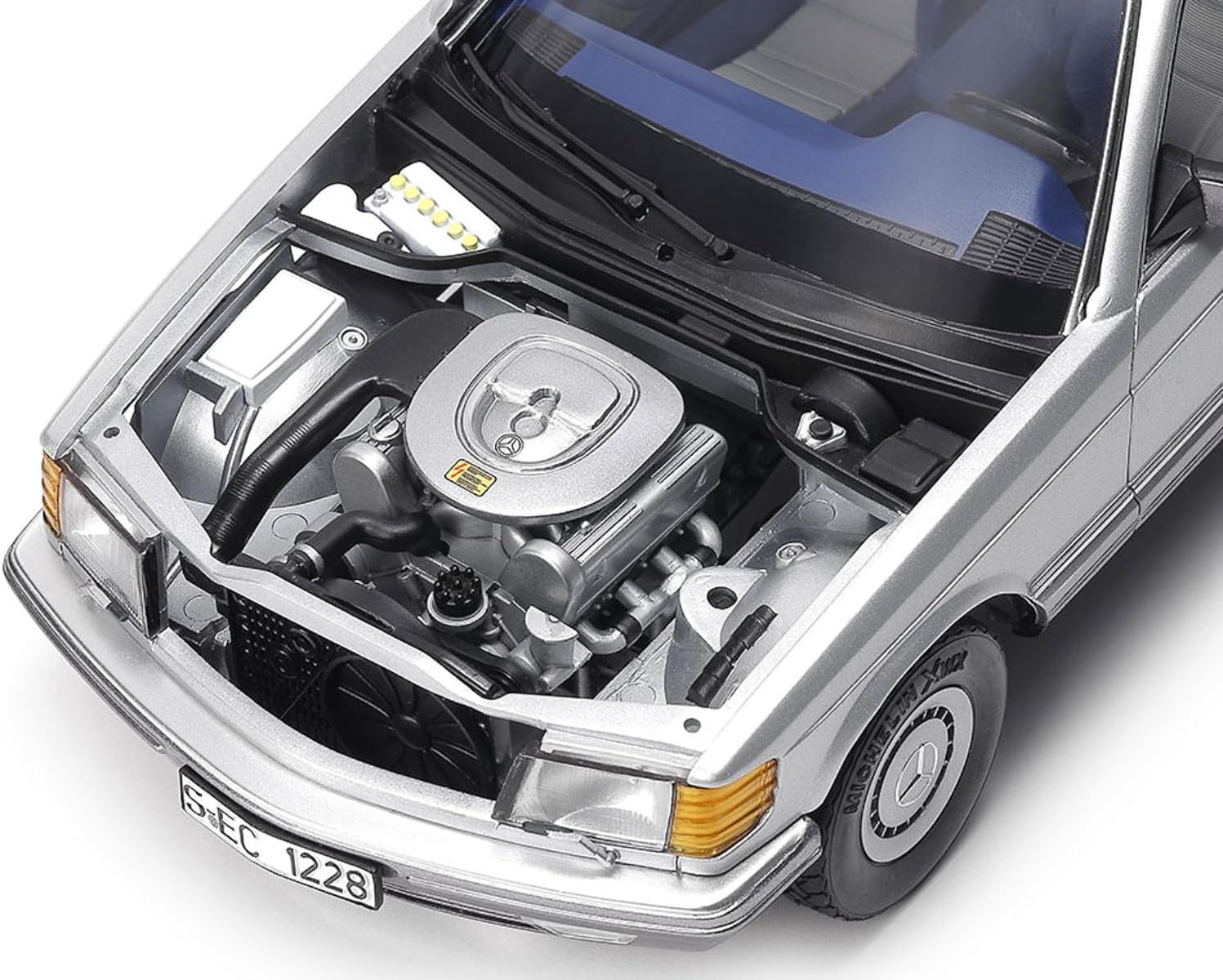 TAMIYA 1/24 Mercedes-Benz 500 SEC TAM24029