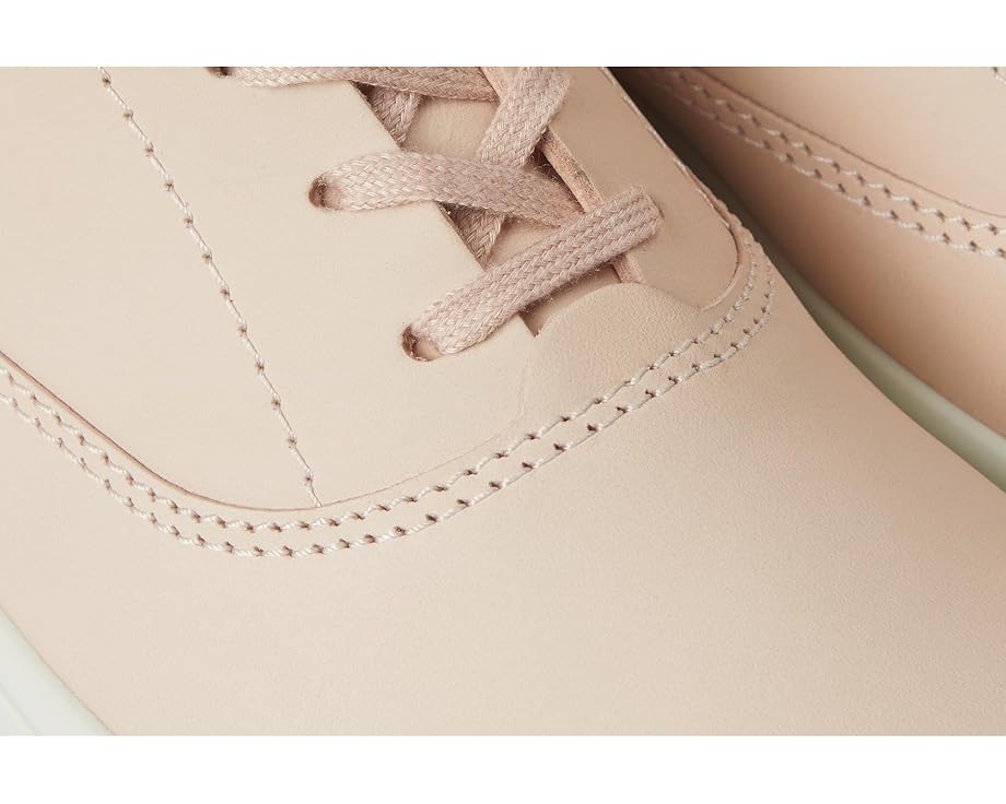 ECCO Classic Leisure Tie Sneakers - Right View