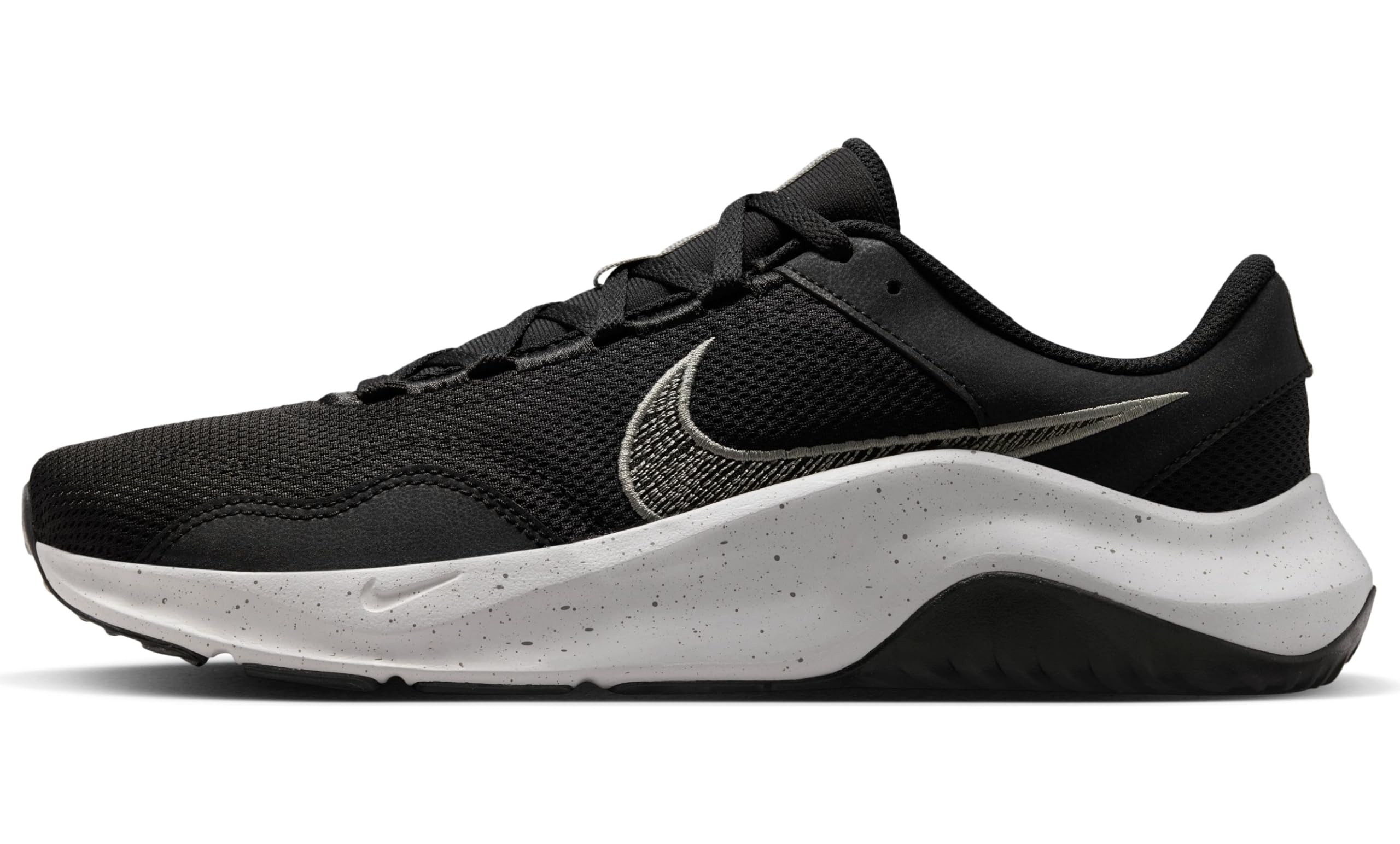 Nike LEGEND ESSENTIAL 3 NN mens LACED SHOES 45 EU BLACK/BLACK-FLAT PEWTER-LT IRON ORE