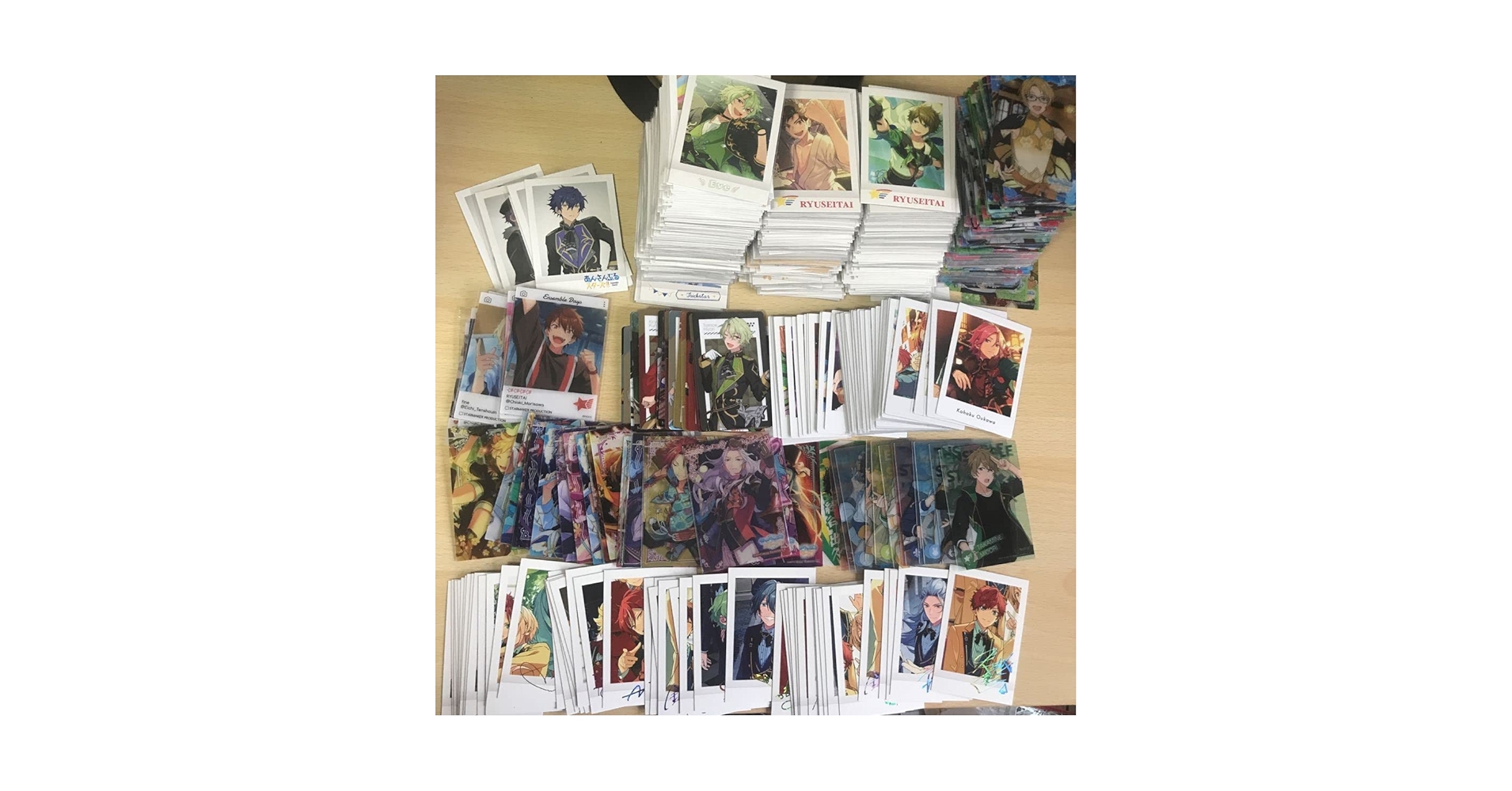 あんスタ400点以上箔押し99枚大量まとめ売り、グッズ40種まとめ売り あんスタ400点以上箔押し99枚大量まとめ売り、グッズ40種まとめ売り