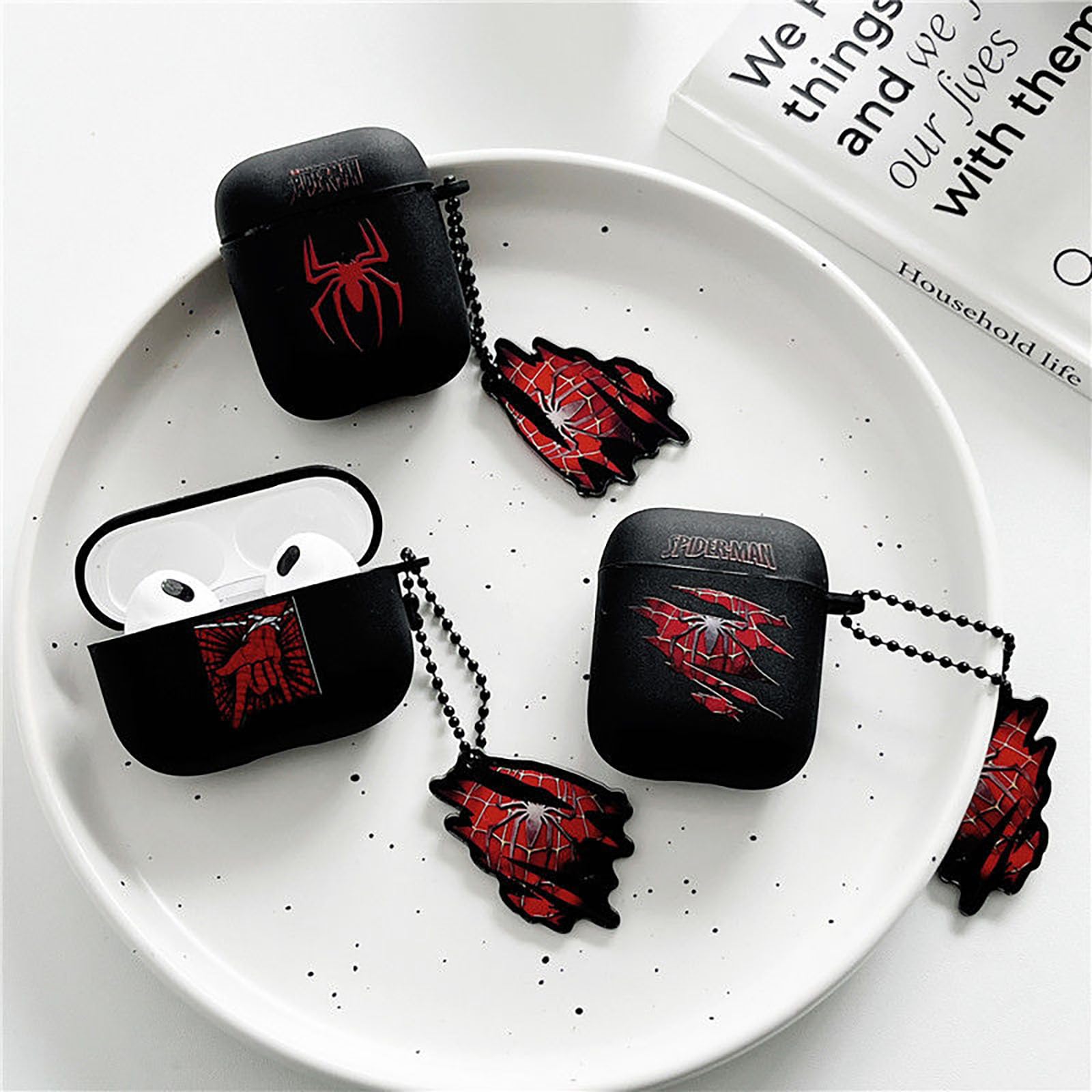 AirPods 第3世代　本体 スパイダーマンケース付き 71NBrkYR1wL._AC_UF350,