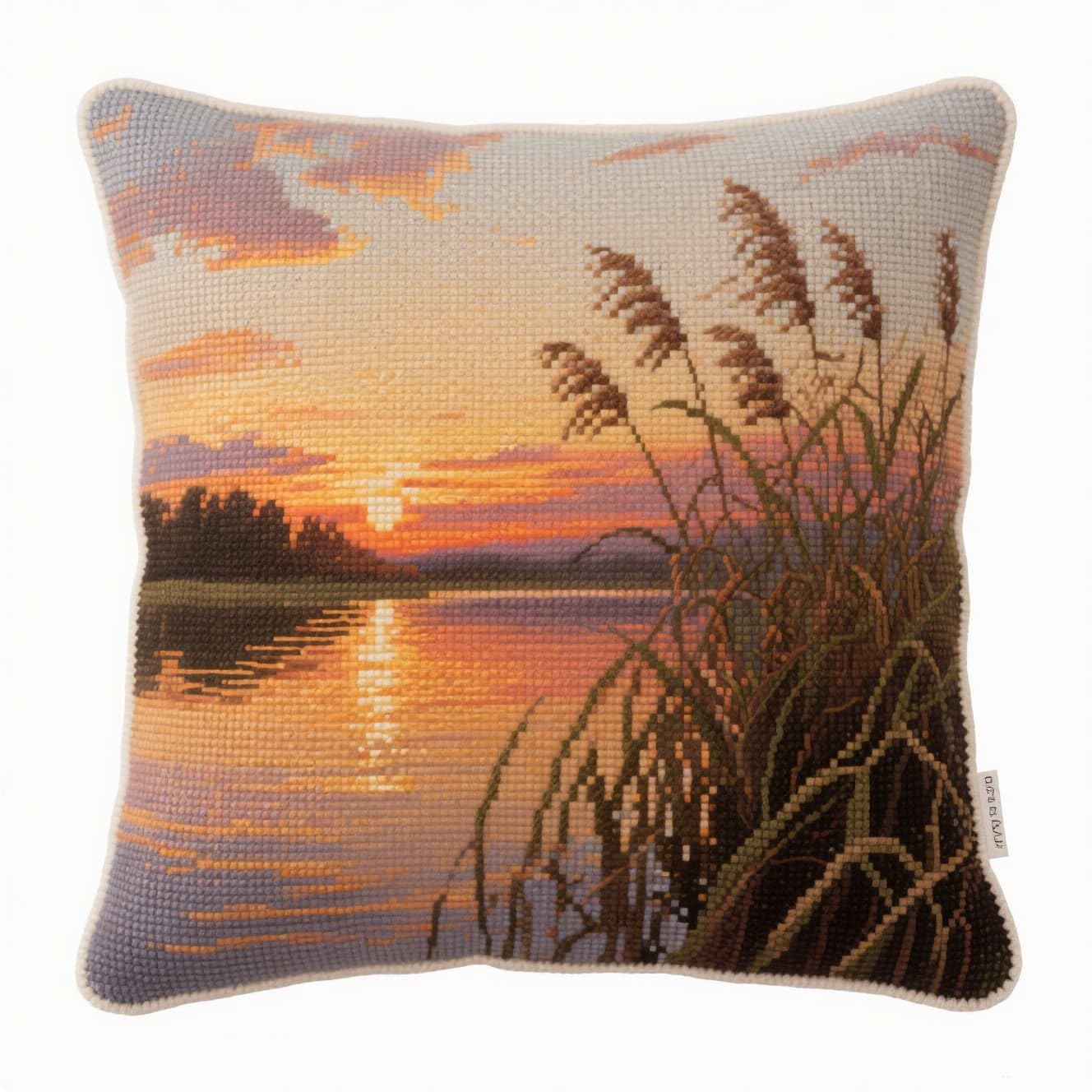 Henypt Latch Hook Kit Lake Scenery at Sunset Pillow Latch Hook Embroidery Kits DIY Crochet Yarn Kits Pillowcase Sewing Making Kit for Embroidery Home Decoration 43x43cm