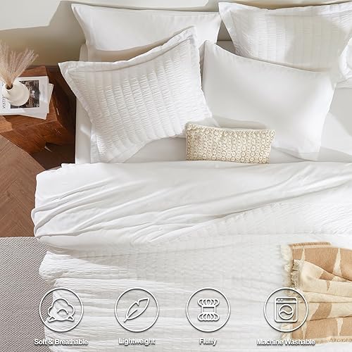 Miniatura 2 de CozyLux Juego de edredón de sirsaca tamaño California King con sábanas, ropa de cama blanca en una bolsa, 7 piezas, juegos de ropa de cama tamaño