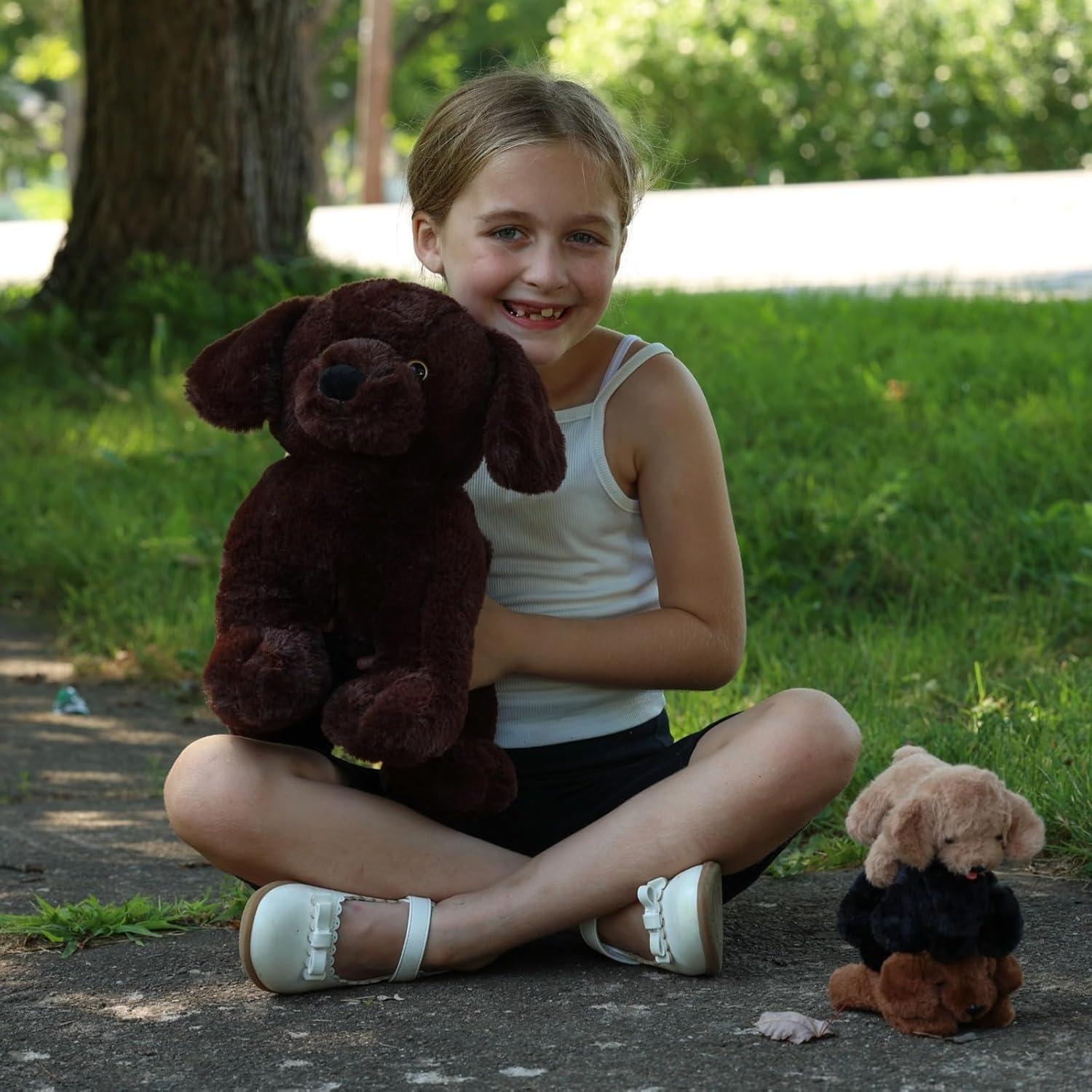BENINY 4Pcs Lab Stuffed Animals - 16" Huggable Chocolate Mama Labrador Dog with 3 Hidden Puppies (Black/Yellow/Dark Brown) - Plush Toys Gifts for Kids